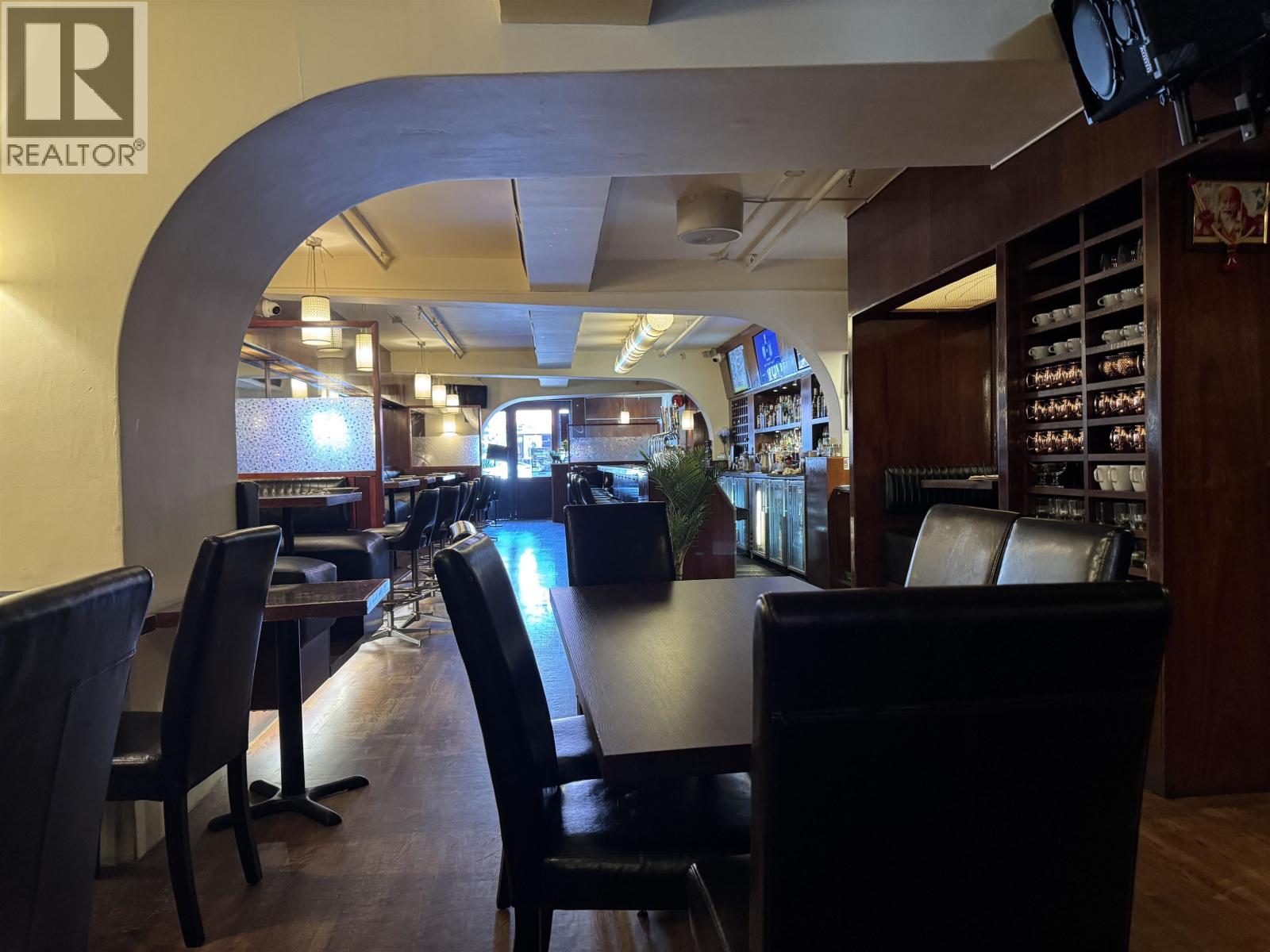 Business in Vancouver - Image 6