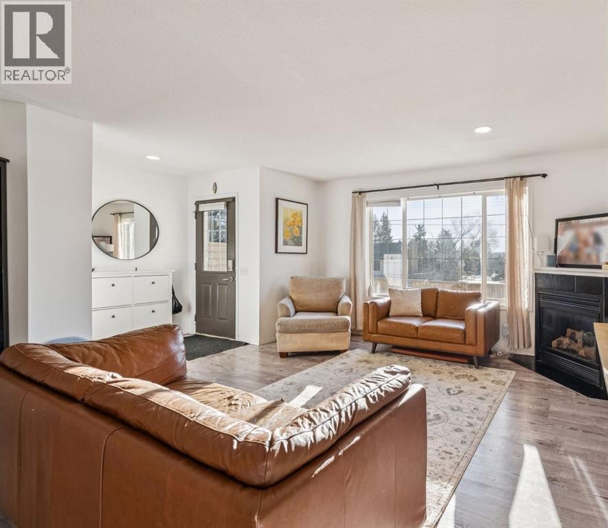 304 Ross Avenue, Cochrane