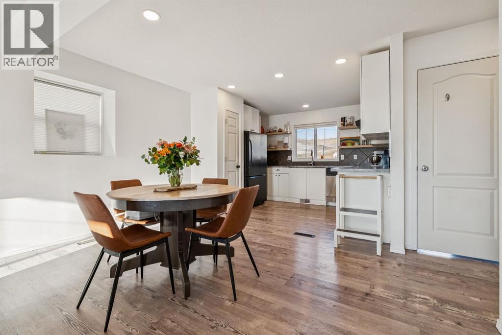 304 Ross Avenue, Cochrane