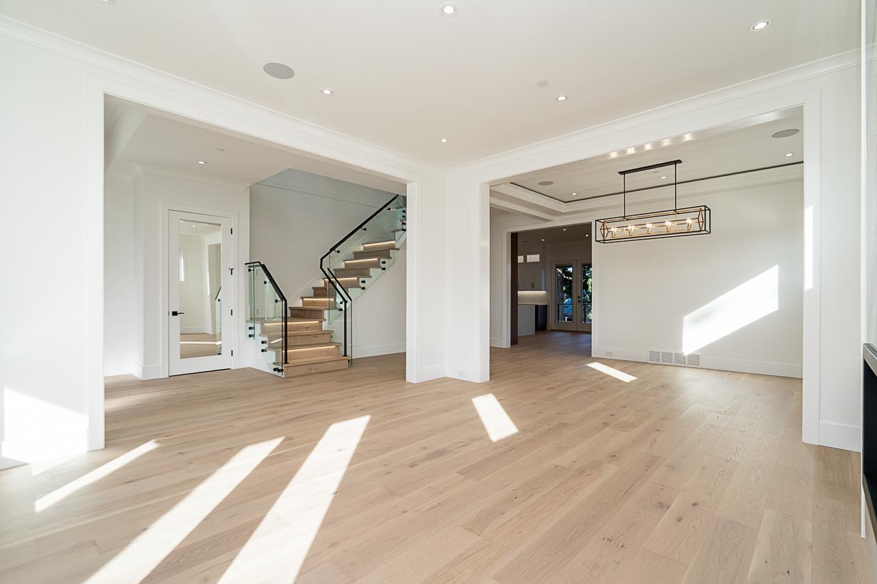 1232 PARKER STREET, White Rock