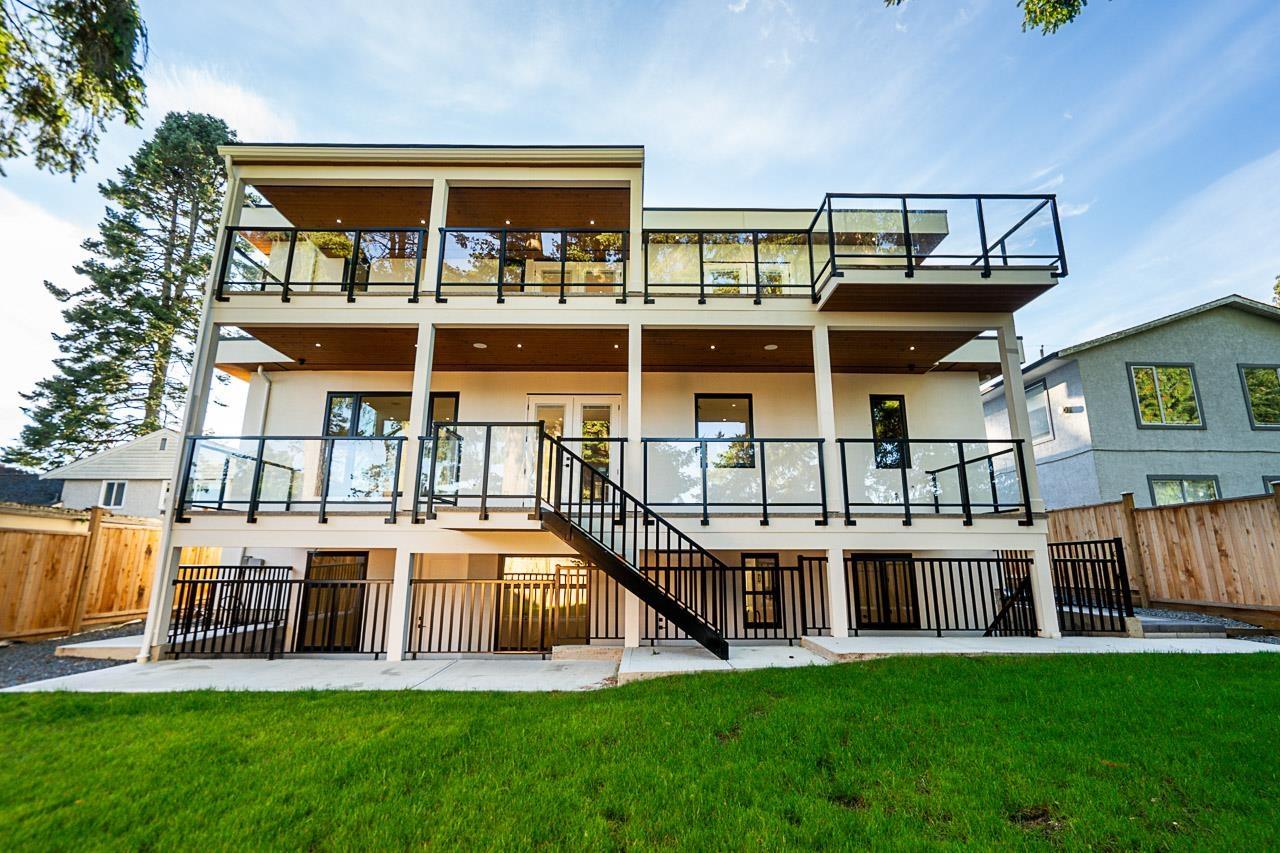 1232 PARKER STREET, White Rock