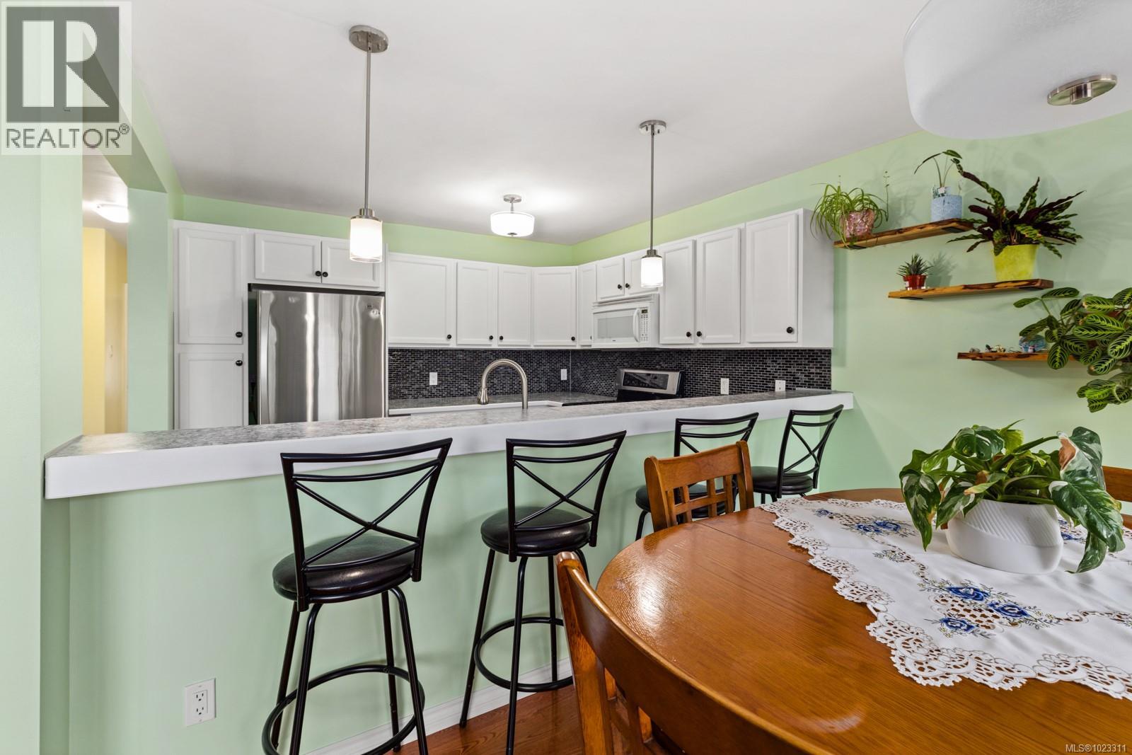 1567 Pauline St - 22