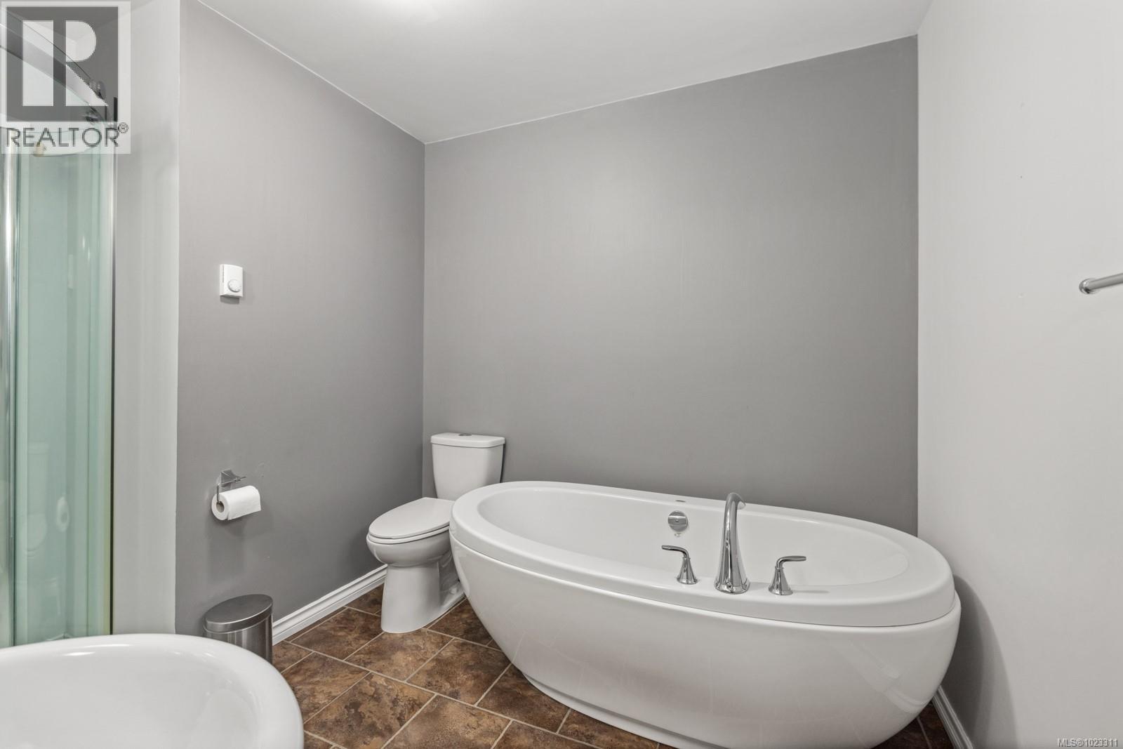1567 Pauline St - 30