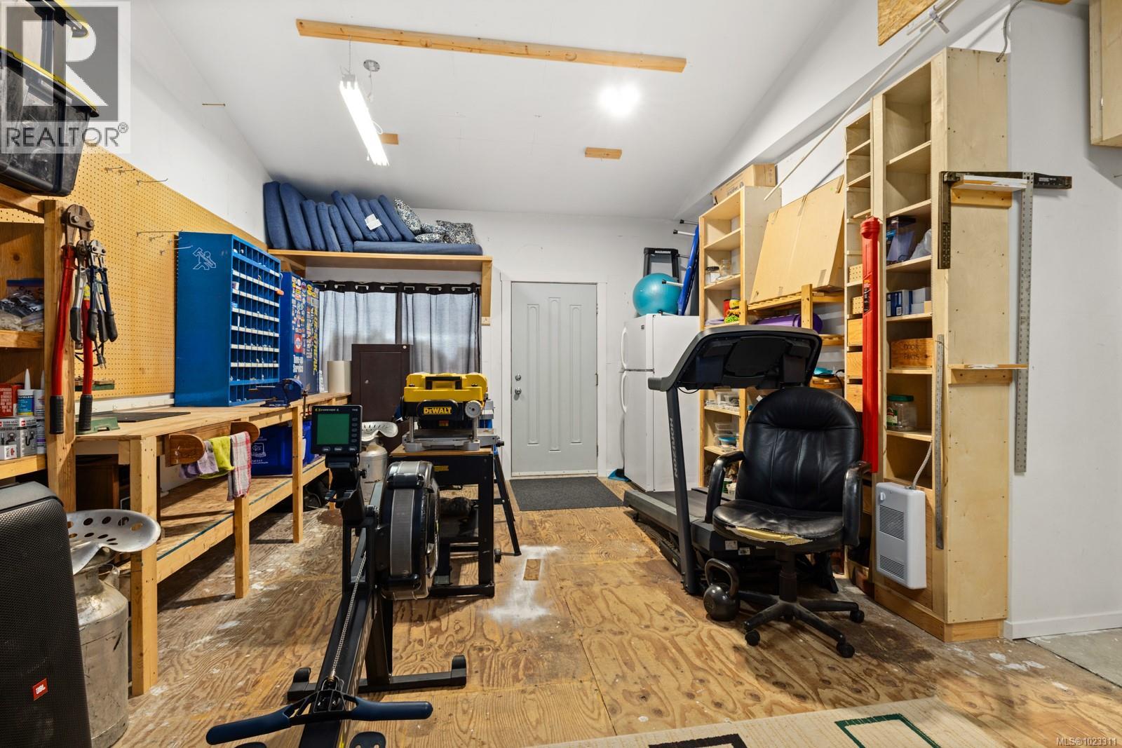 1567 Pauline St - 41