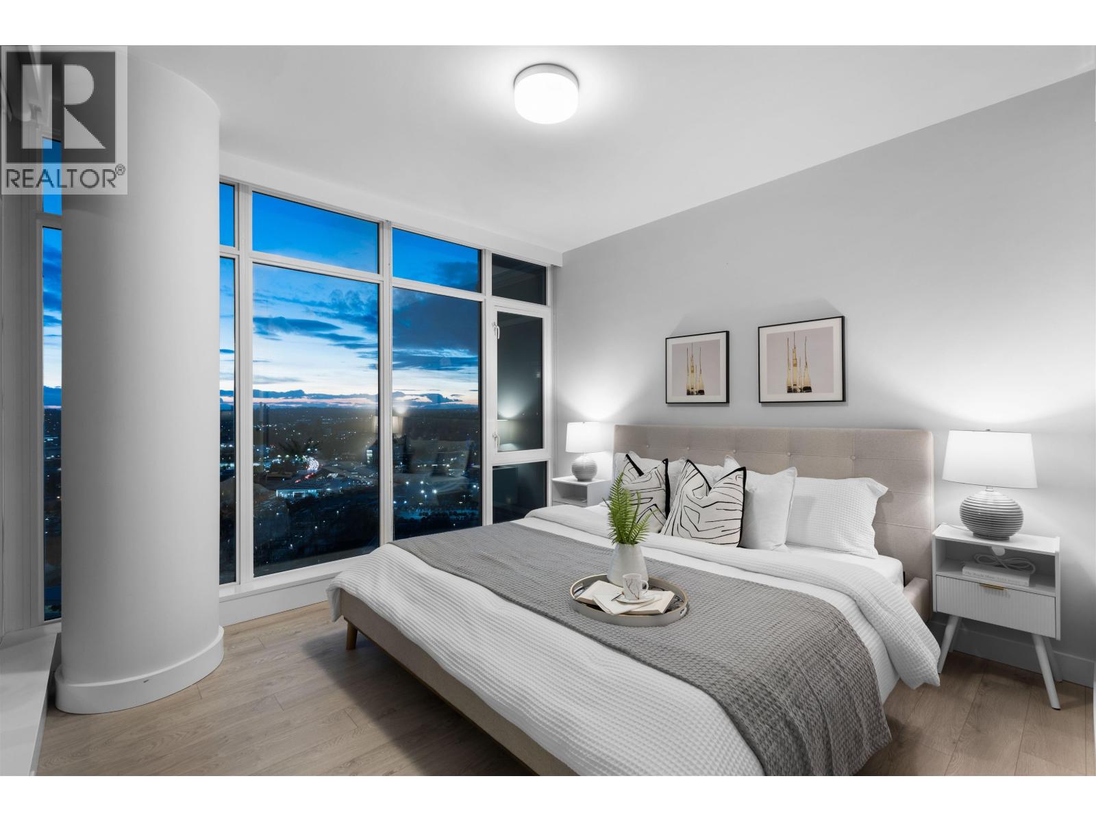 2402 1788 GILMORE AVENUE, Burnaby