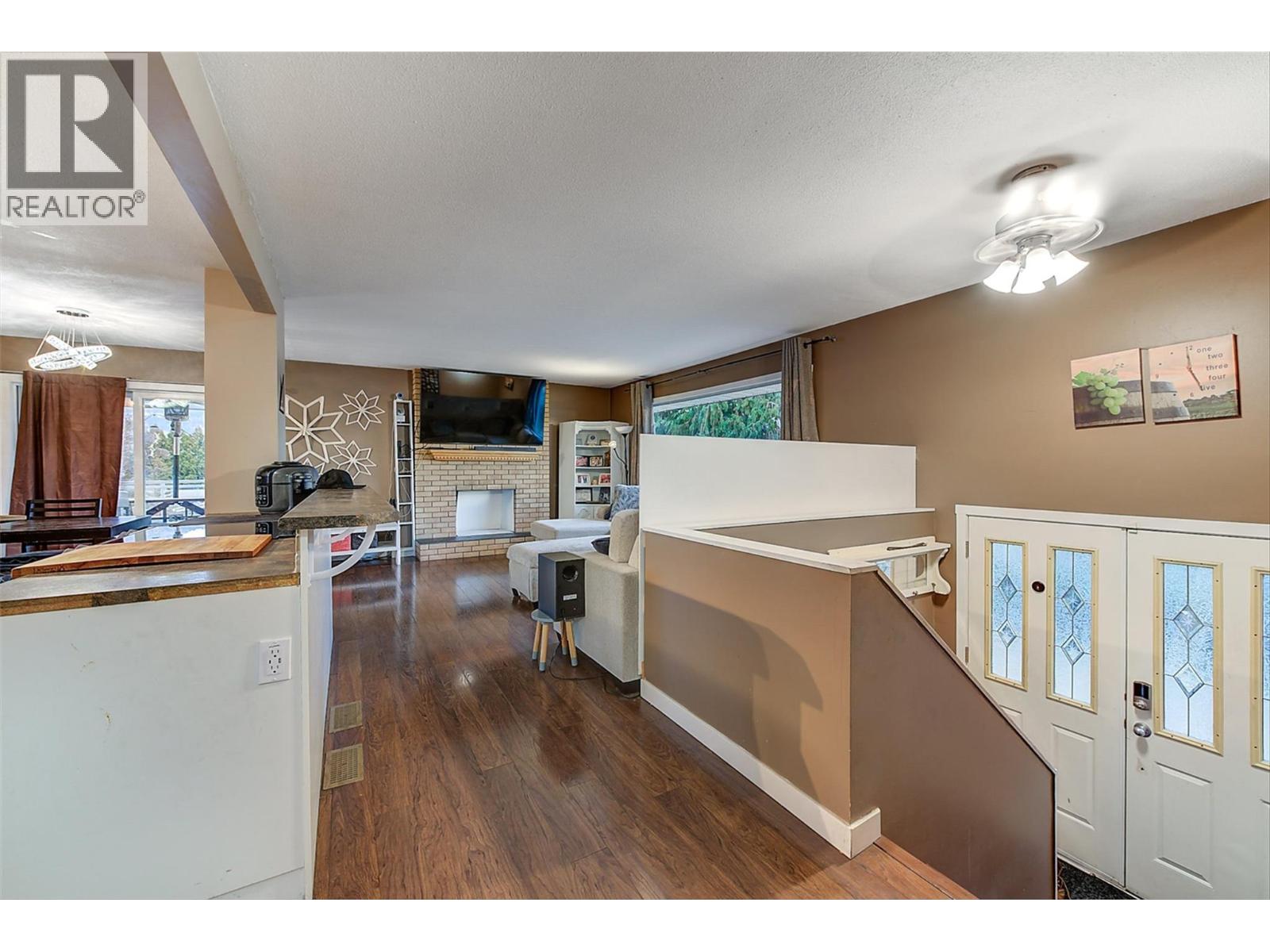  964 Tronson Drive, Kelowna