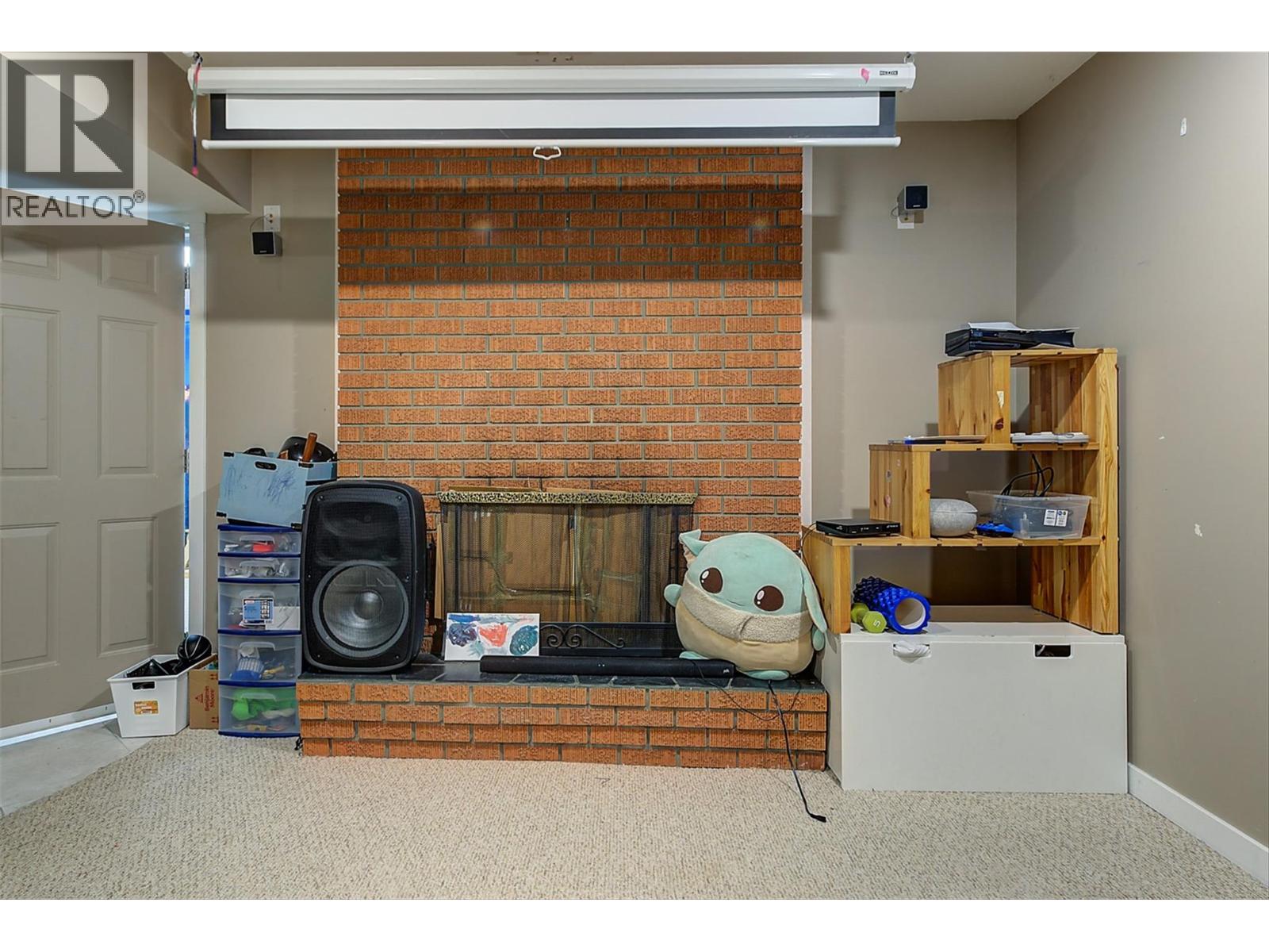  964 Tronson Drive, Kelowna