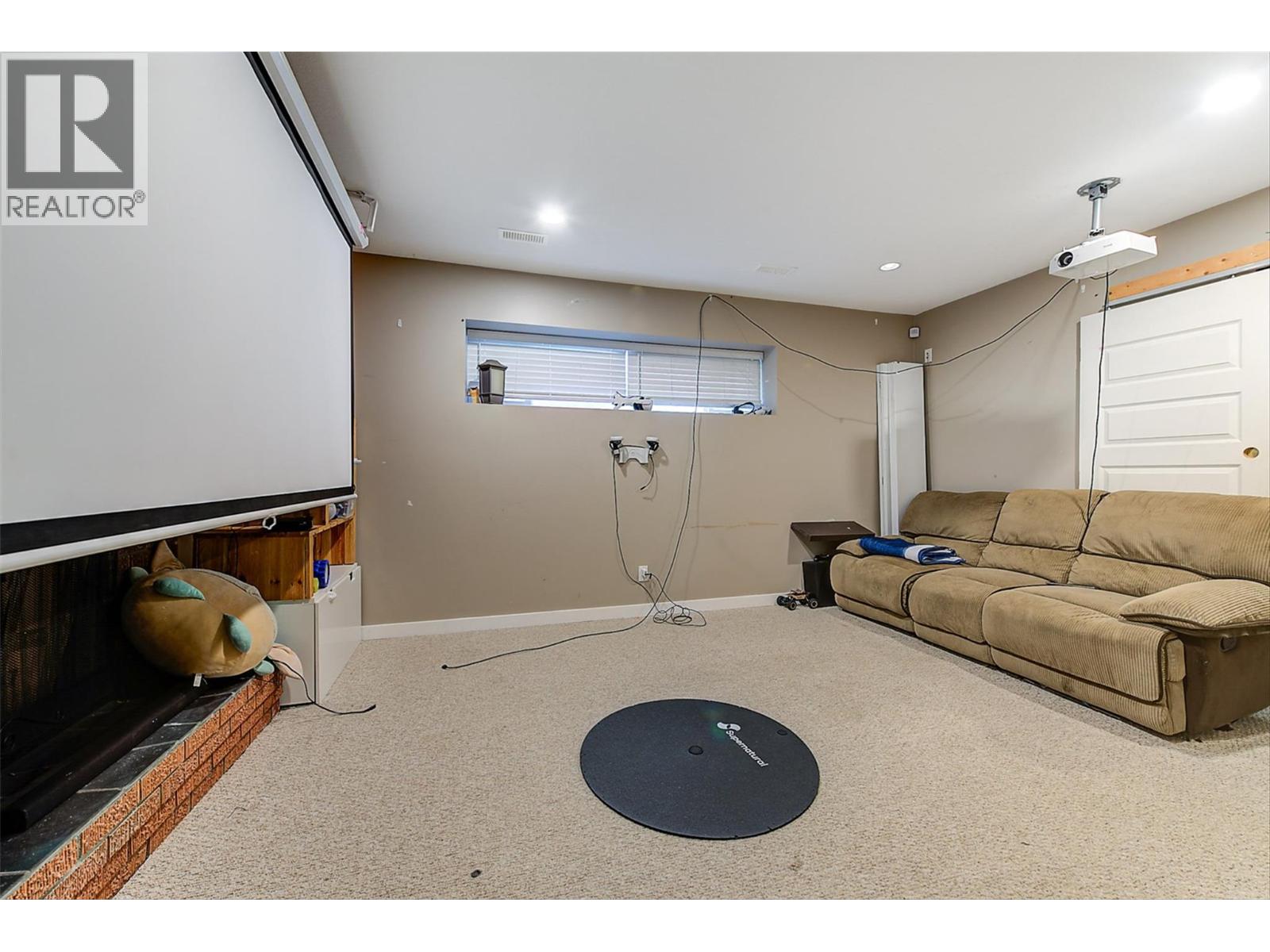  964 Tronson Drive, Kelowna