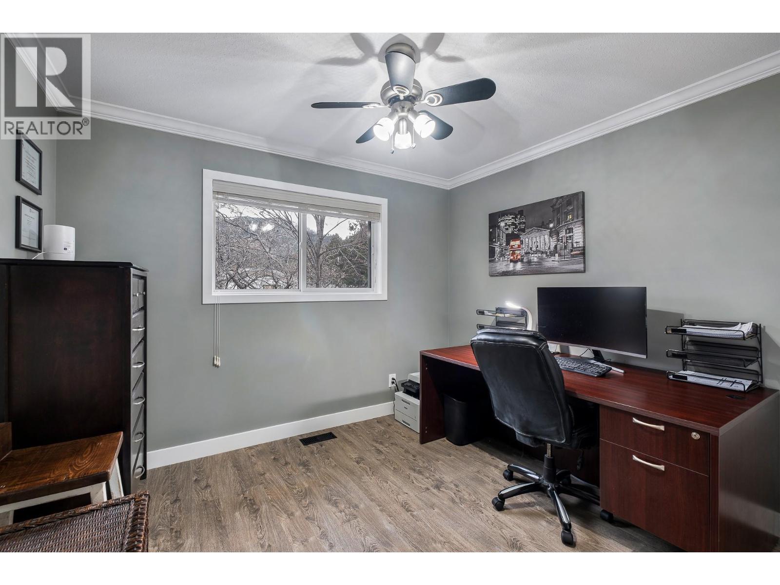  3920 Trepanier Heights Avenue, Peachland