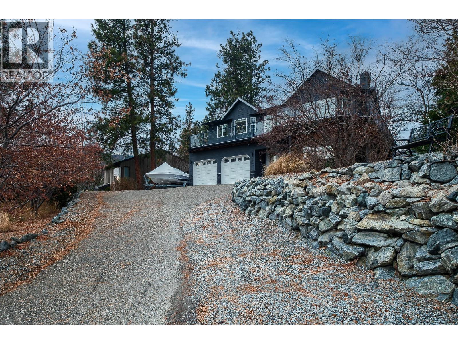  3920 Trepanier Heights Avenue, Peachland