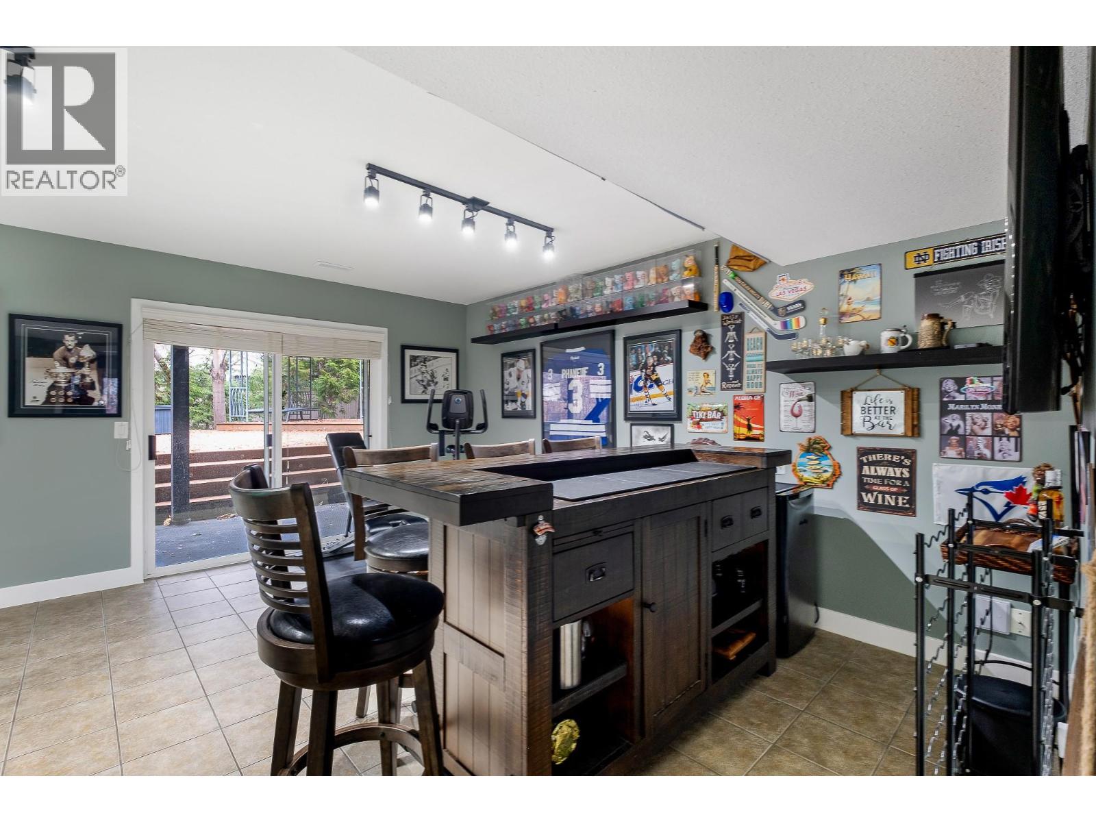  3920 Trepanier Heights Avenue, Peachland