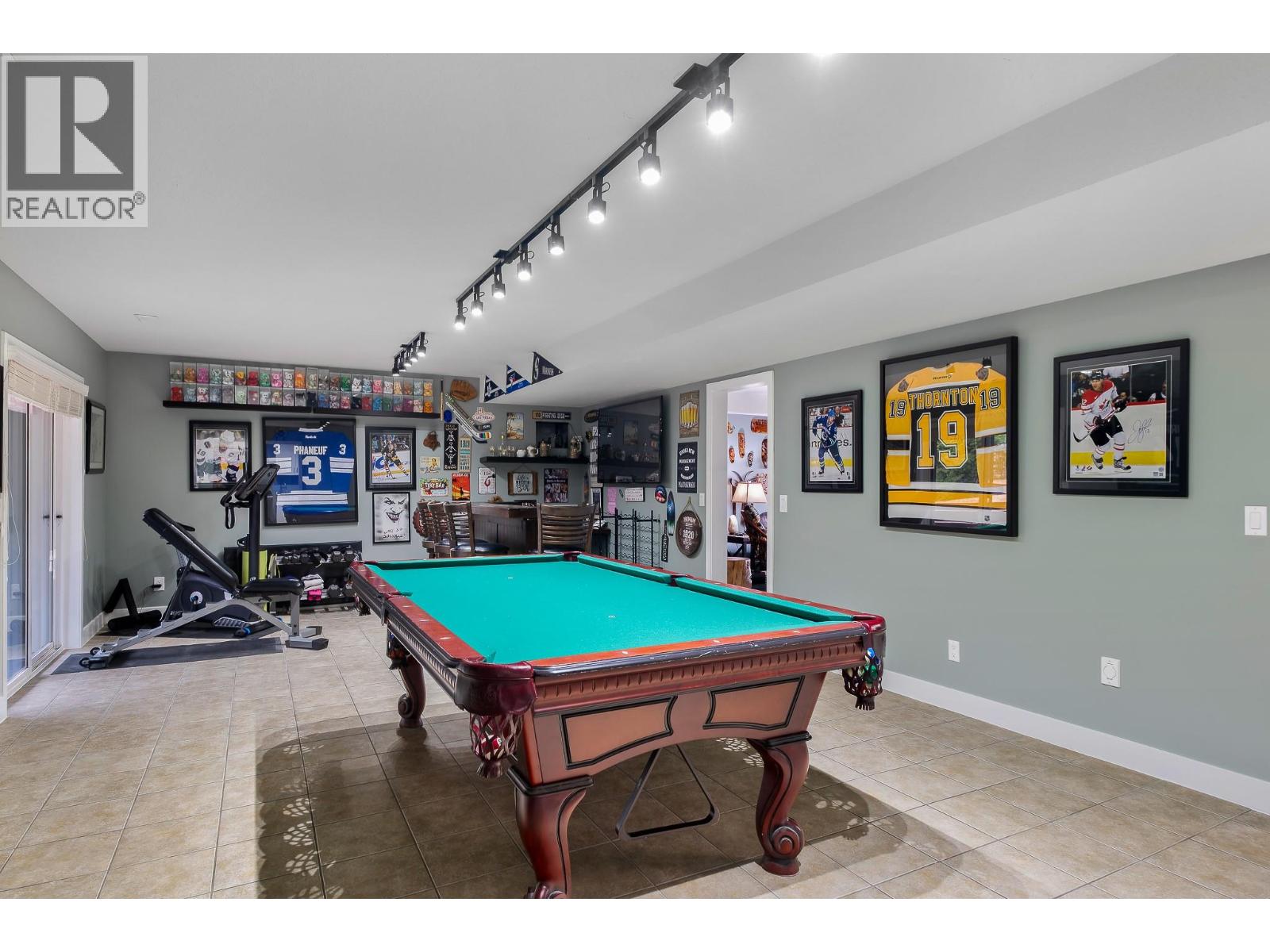  3920 Trepanier Heights Avenue, Peachland