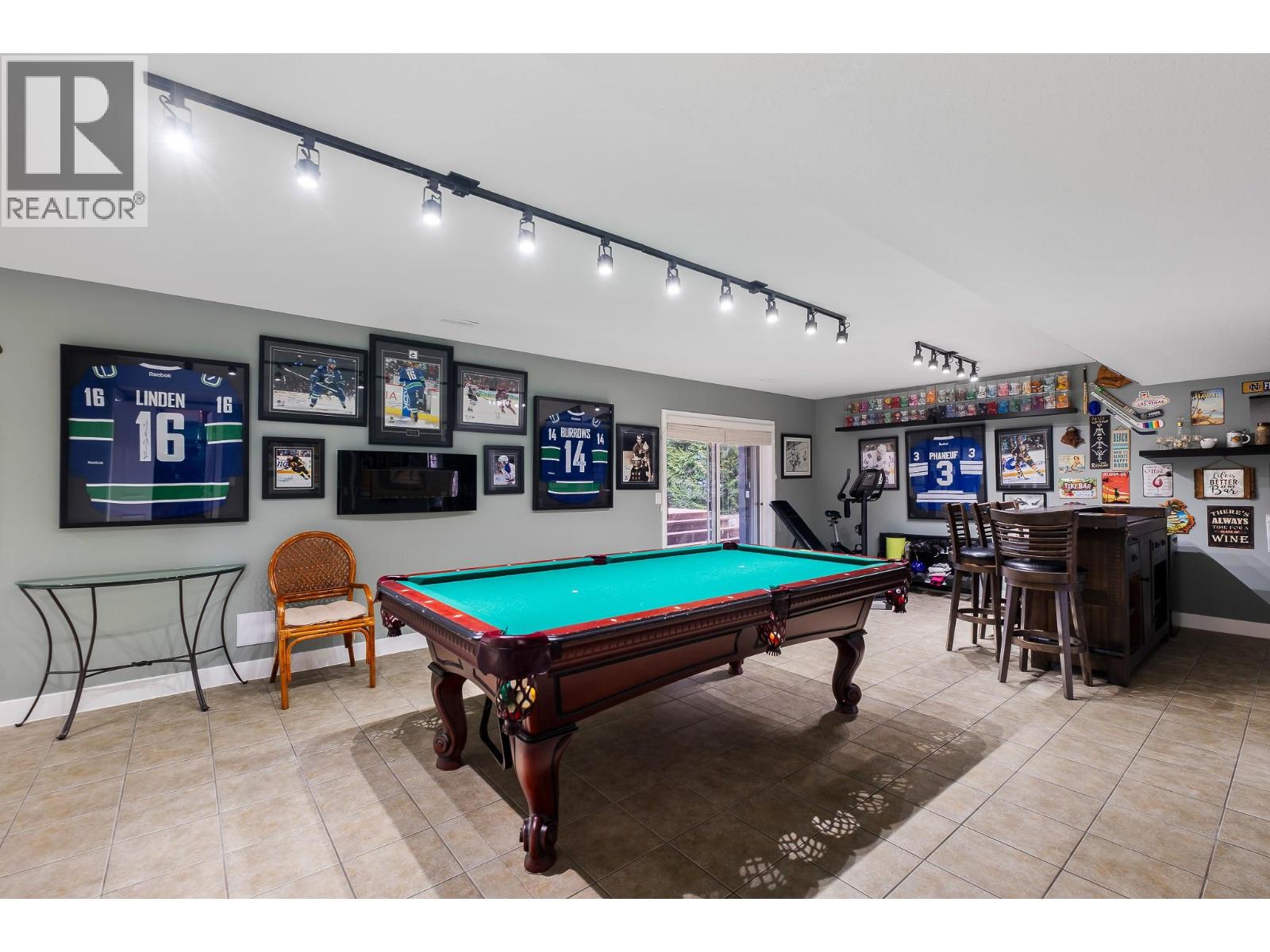  3920 Trepanier Heights Avenue, Peachland