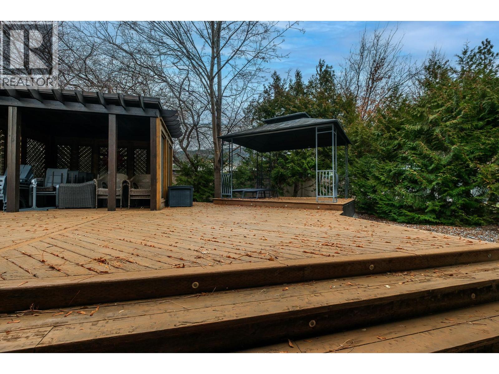  3920 Trepanier Heights Avenue, Peachland