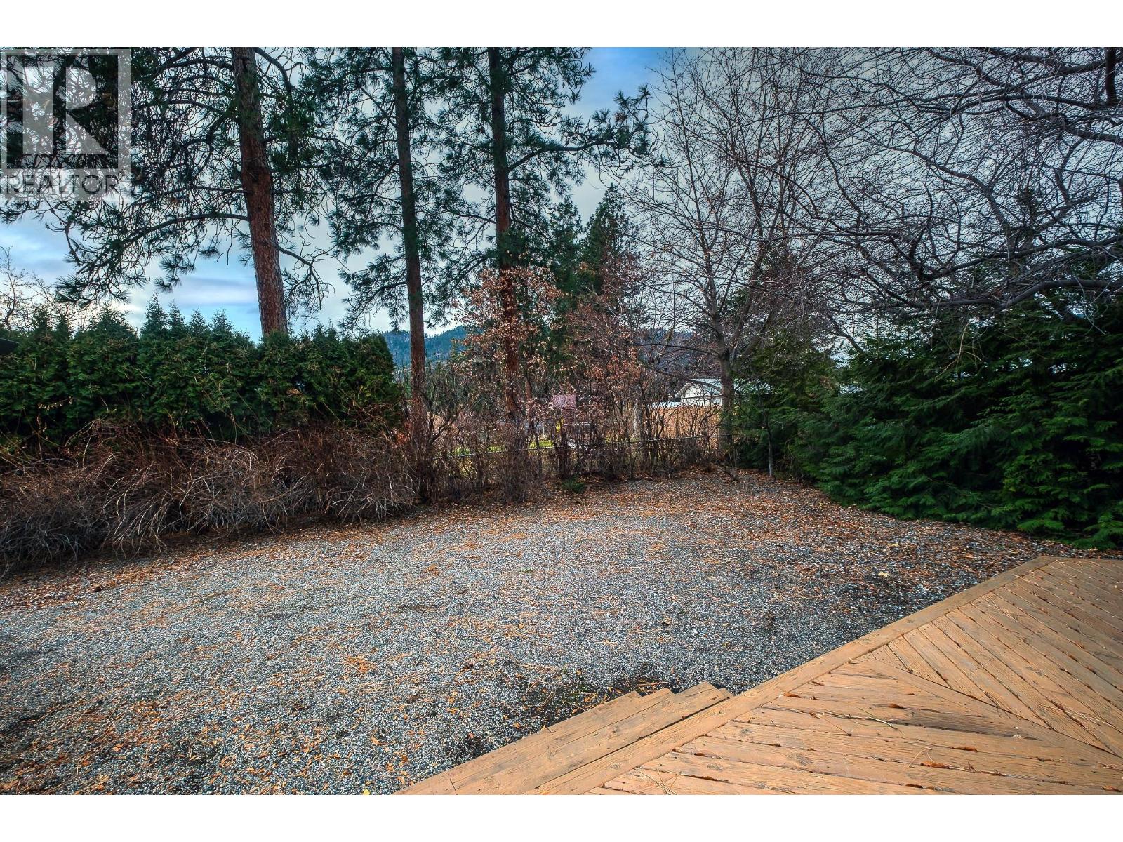  3920 Trepanier Heights Avenue, Peachland