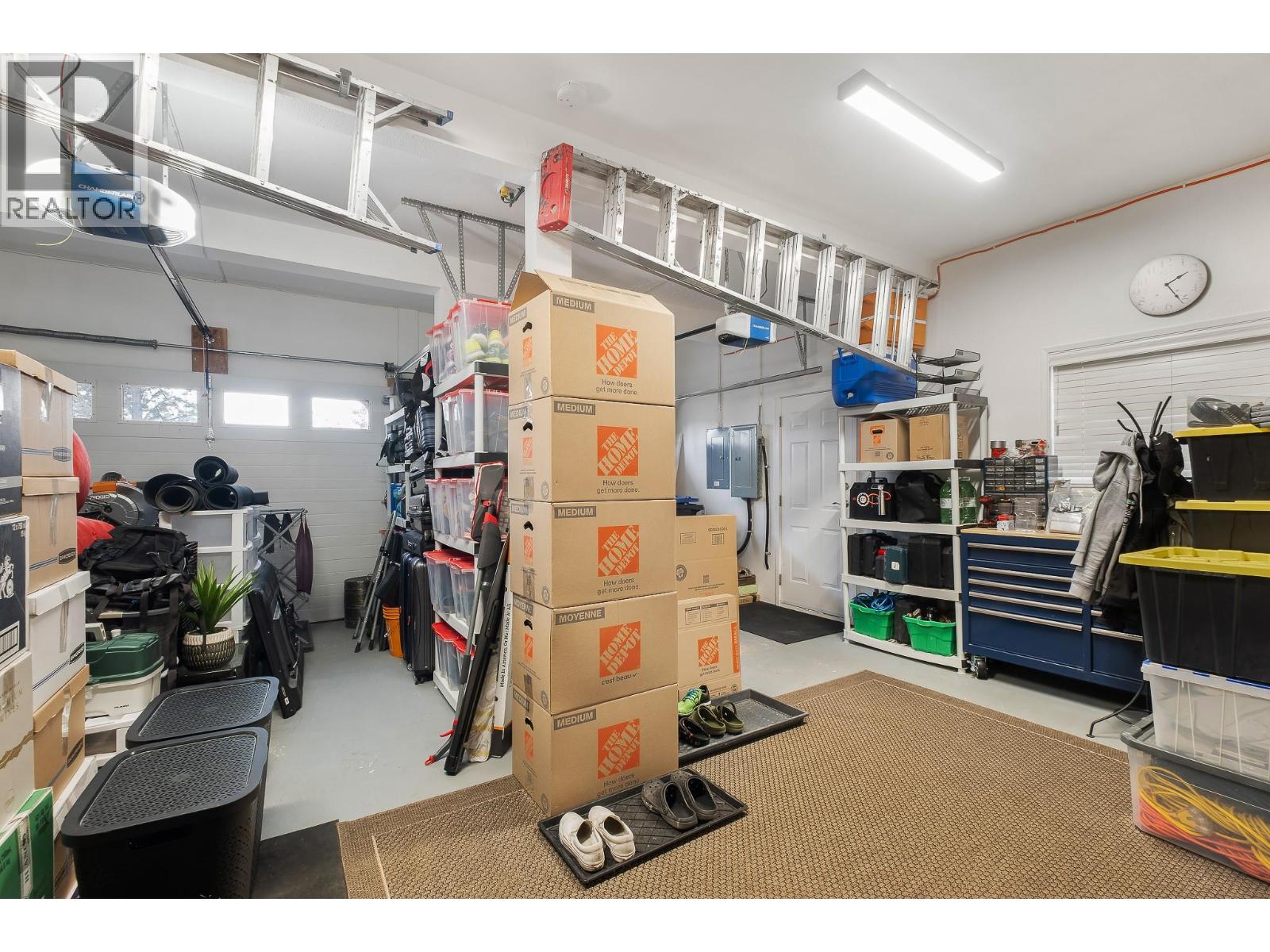  3920 Trepanier Heights Avenue, Peachland