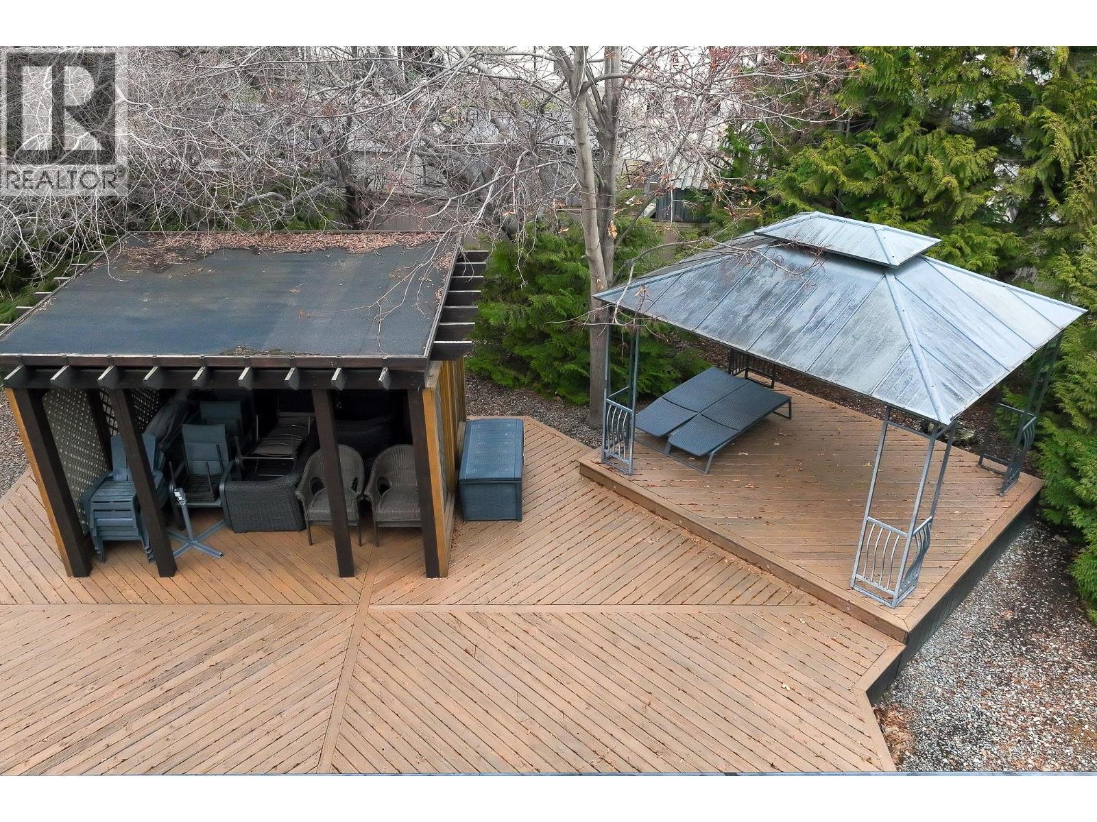  3920 Trepanier Heights Avenue, Peachland