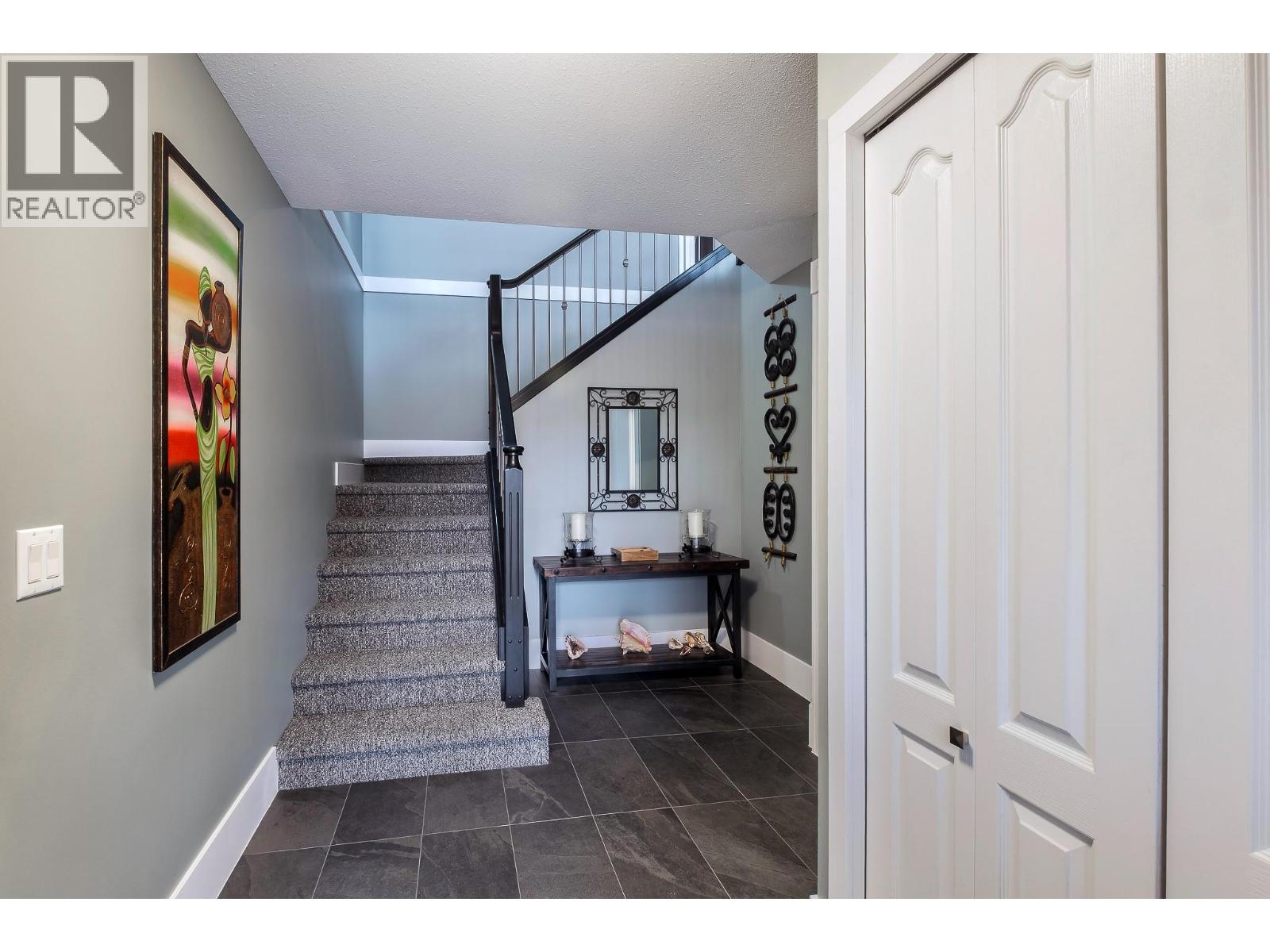  3920 Trepanier Heights Avenue, Peachland