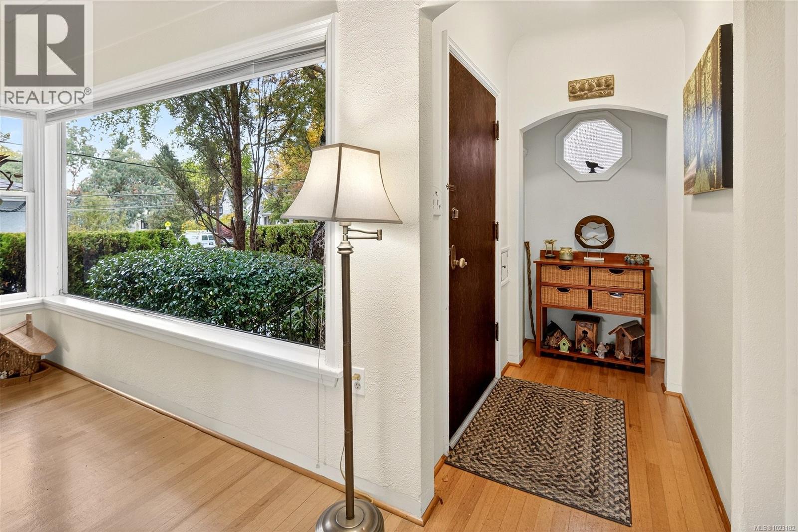  416 Richmond Avenue, Victoria