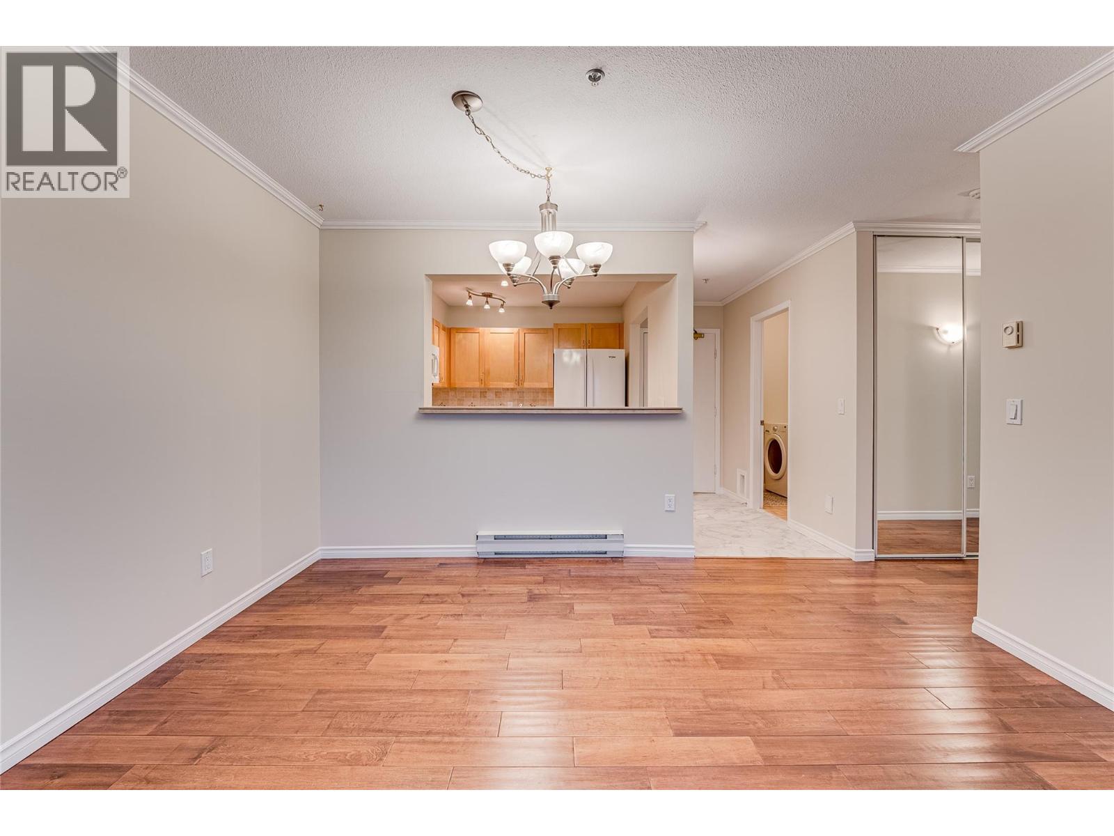 #102 3320 Centennial Drive - 14