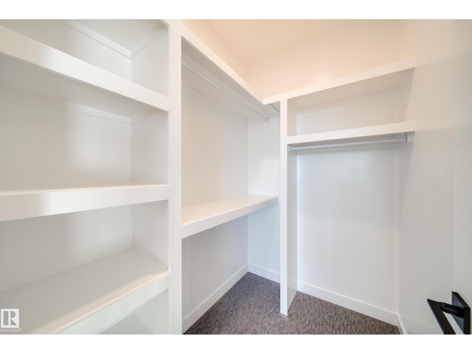 18 Blackbird BN, Fort Saskatchewan