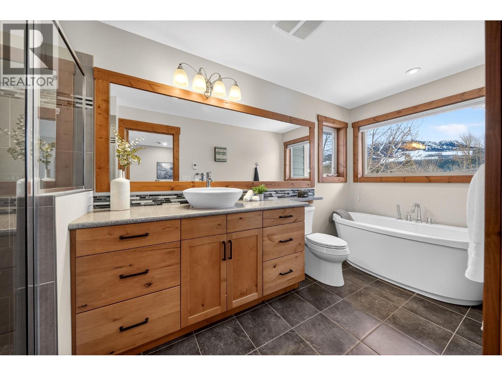 32 Aspen Crescent, Fernie