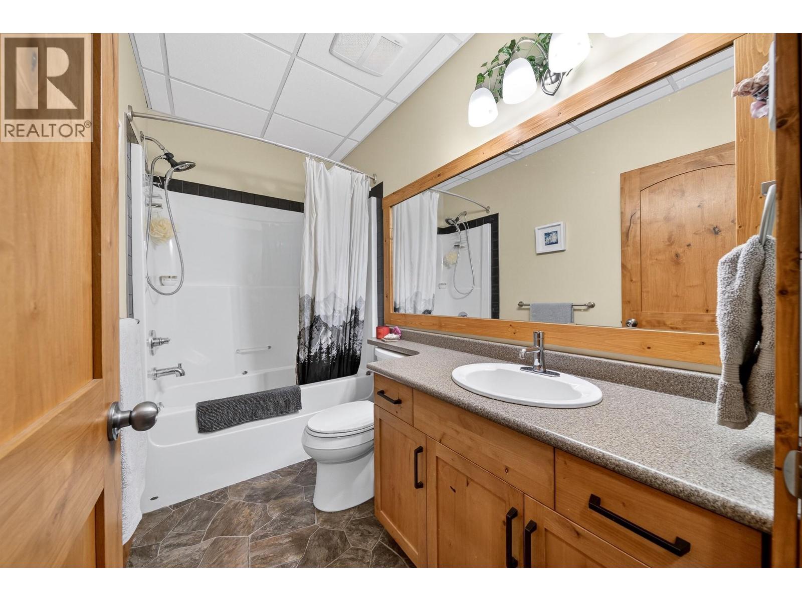 32 Aspen Crescent, Fernie