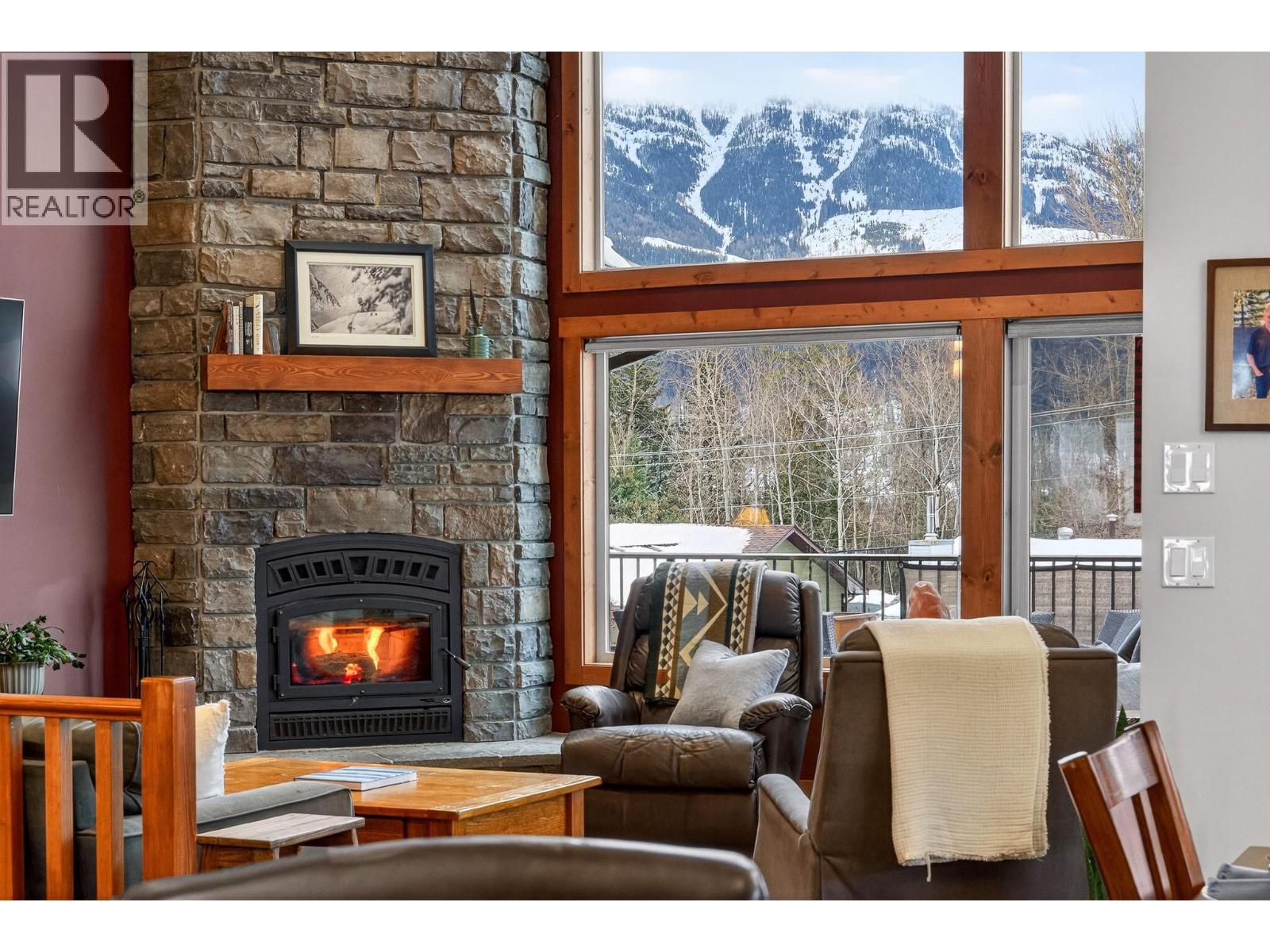 32 Aspen Crescent, Fernie