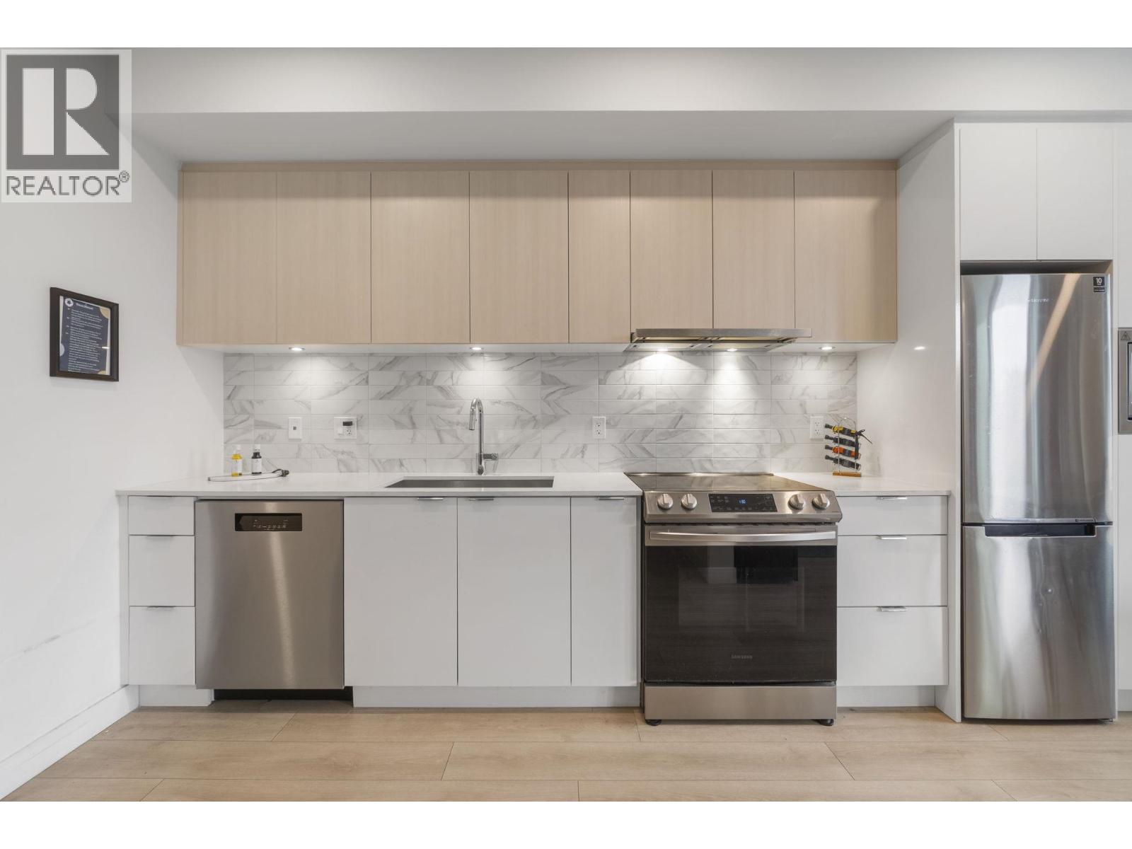 #104-1792 STARLING Drive, Tsawwassen