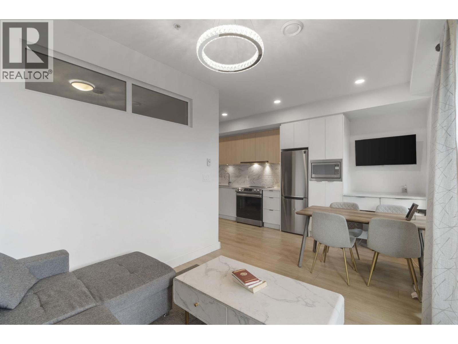 #104-1792 STARLING Drive, Tsawwassen