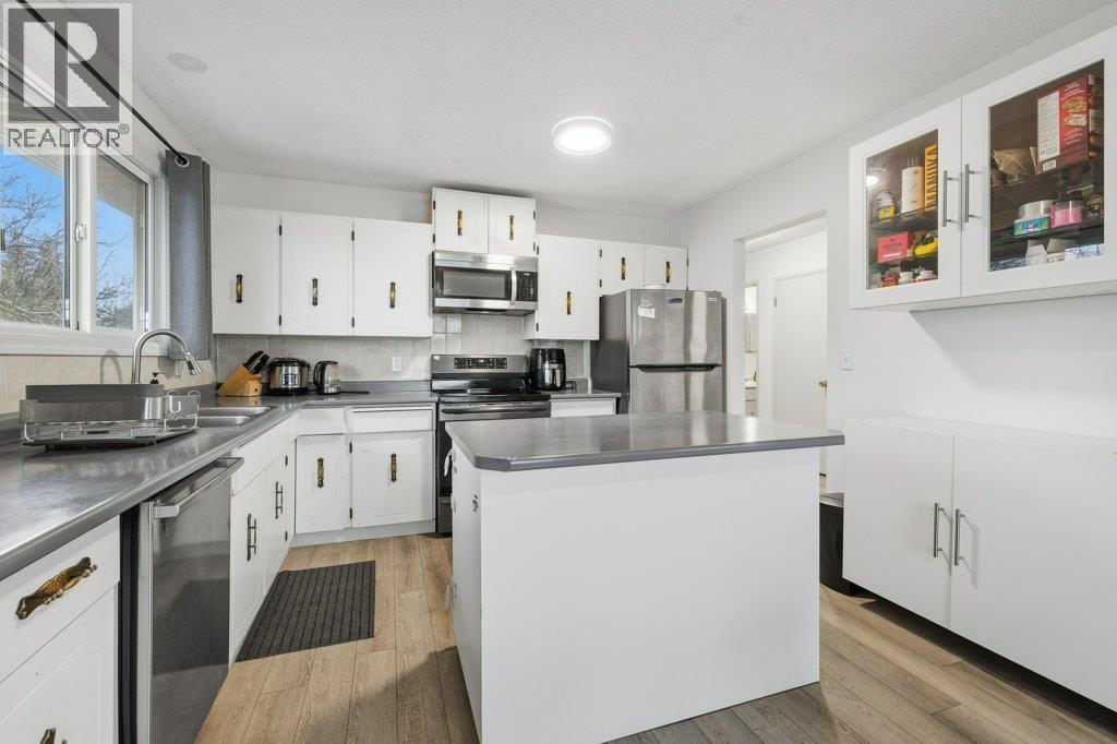  482 Keithley Road, Kelowna