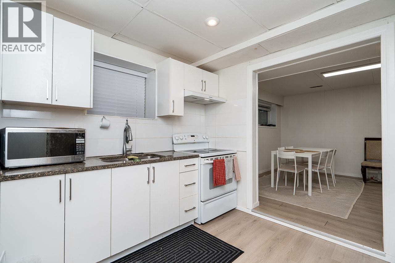 6560 WINCH STREET, Burnaby