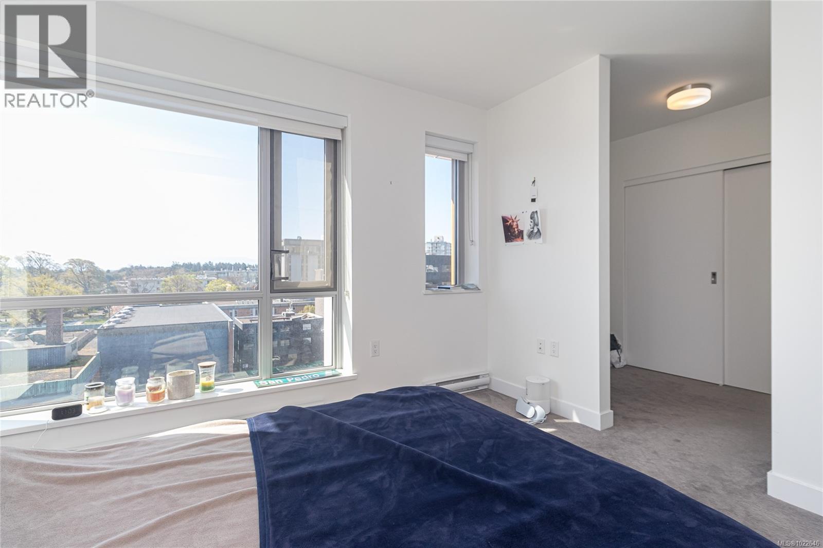 807 838 Broughton Street, Victoria