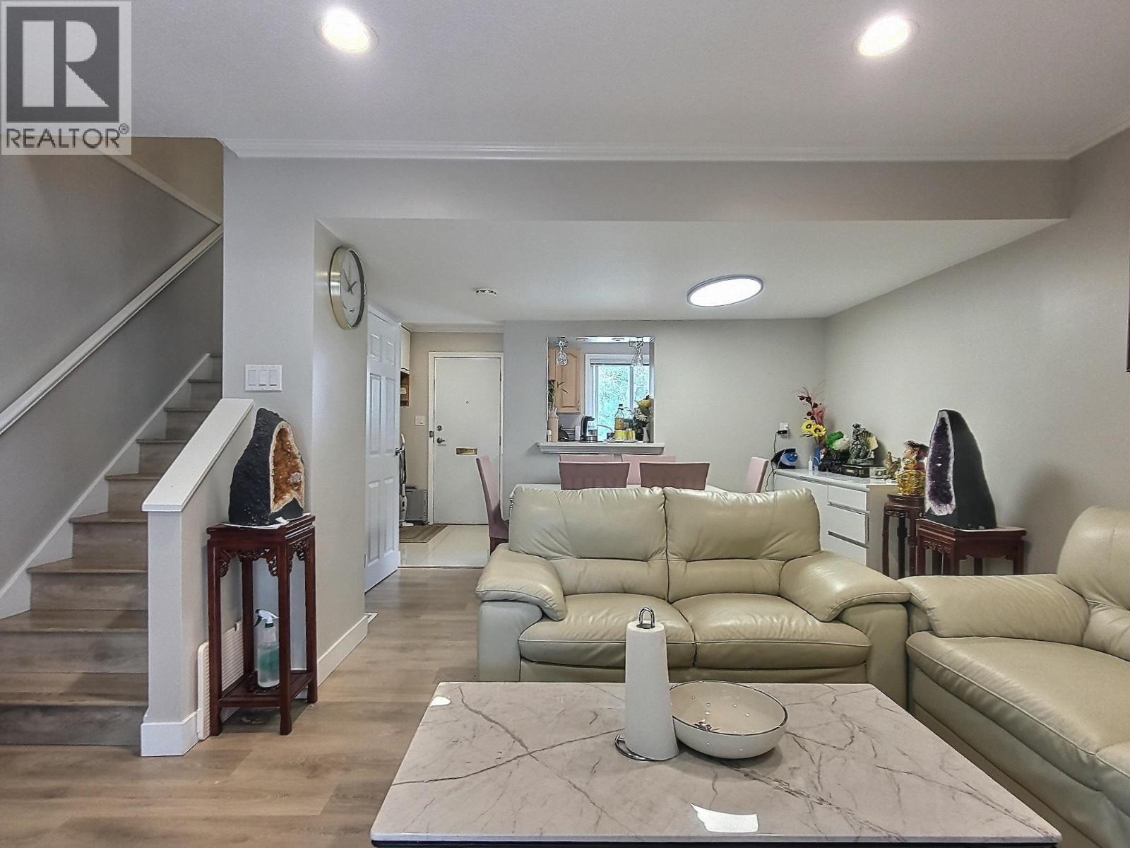 6878 ARLINGTON STREET, Vancouver