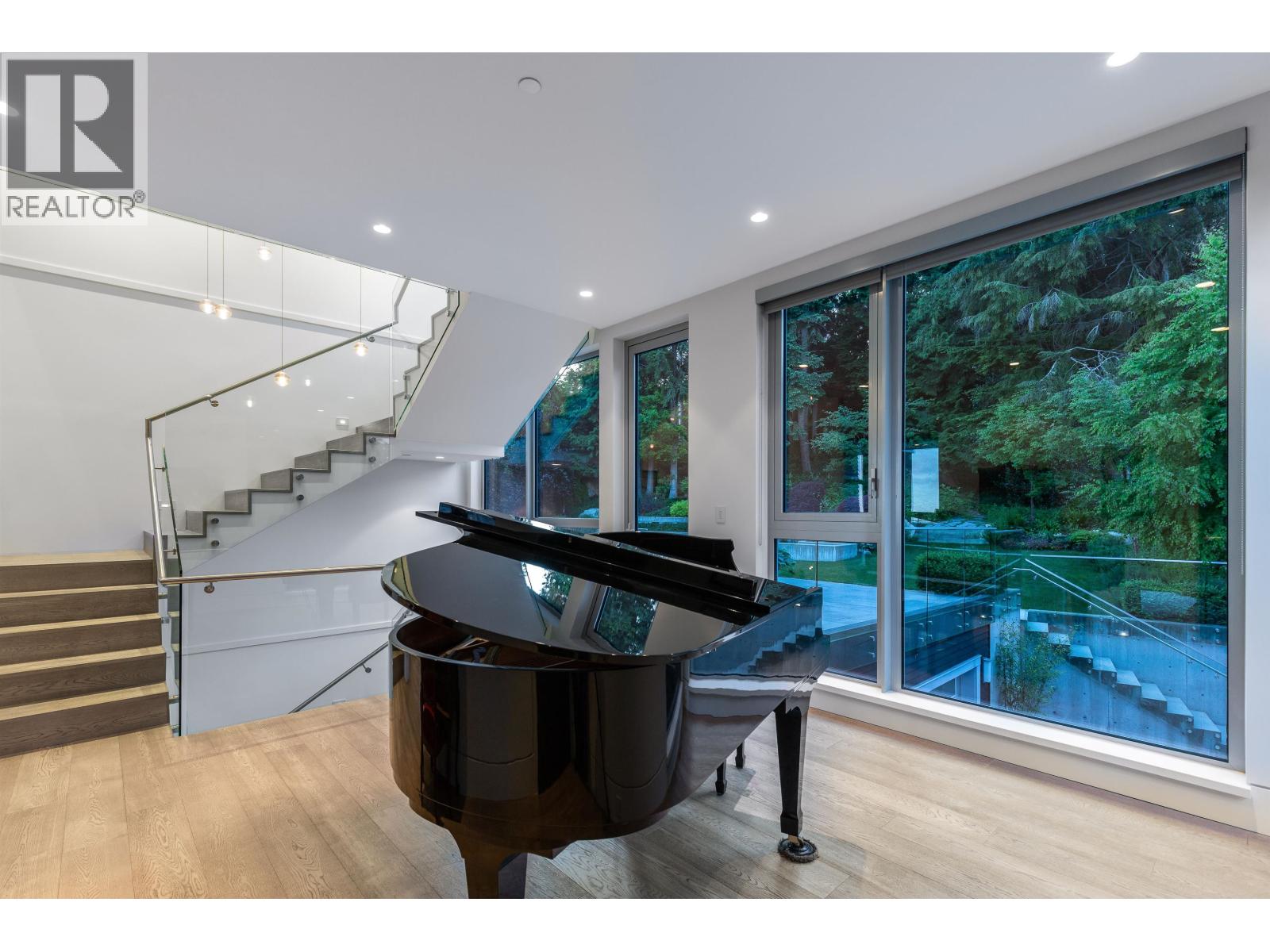 1065 GROVELAND ROAD, West Vancouver