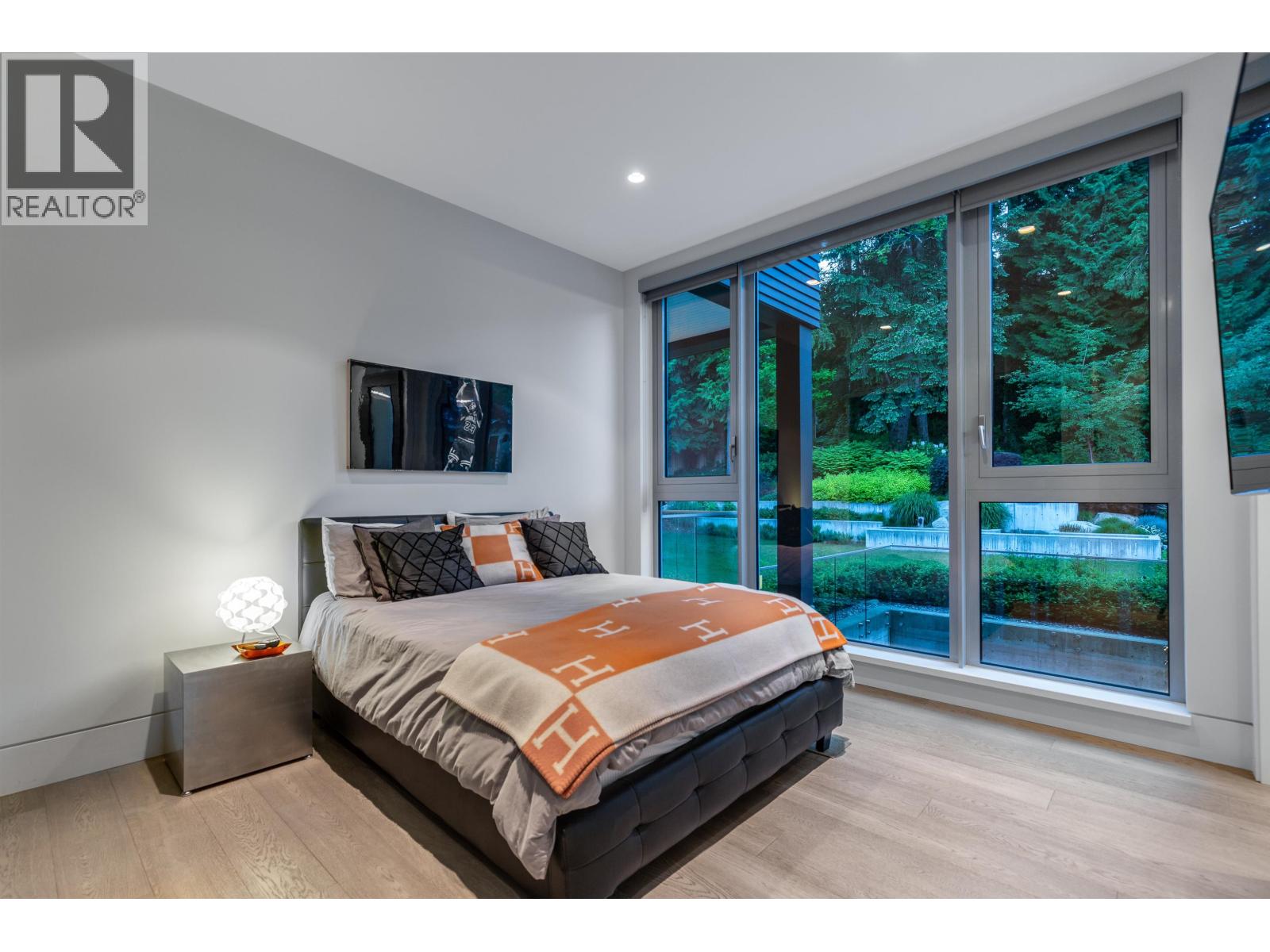 1065 GROVELAND ROAD, West Vancouver
