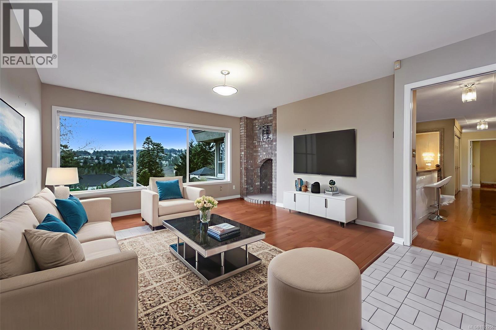  4335 Emily Carr Drive, Saanich