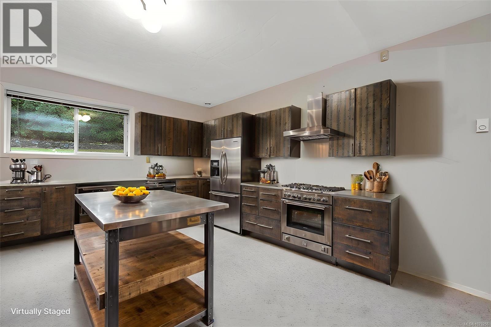  4335 Emily Carr Drive, Saanich