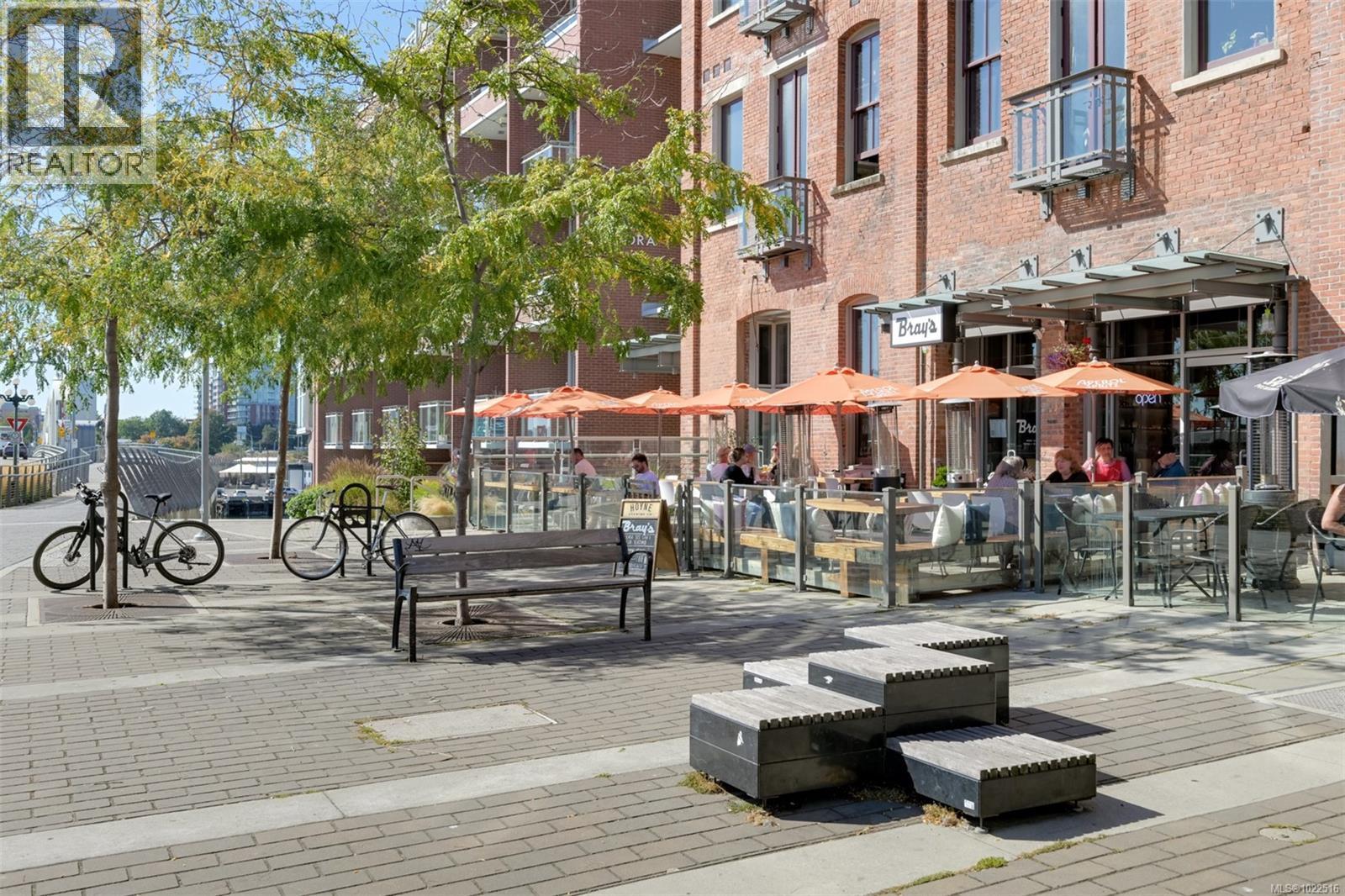 225 1610 Store Street, Victoria