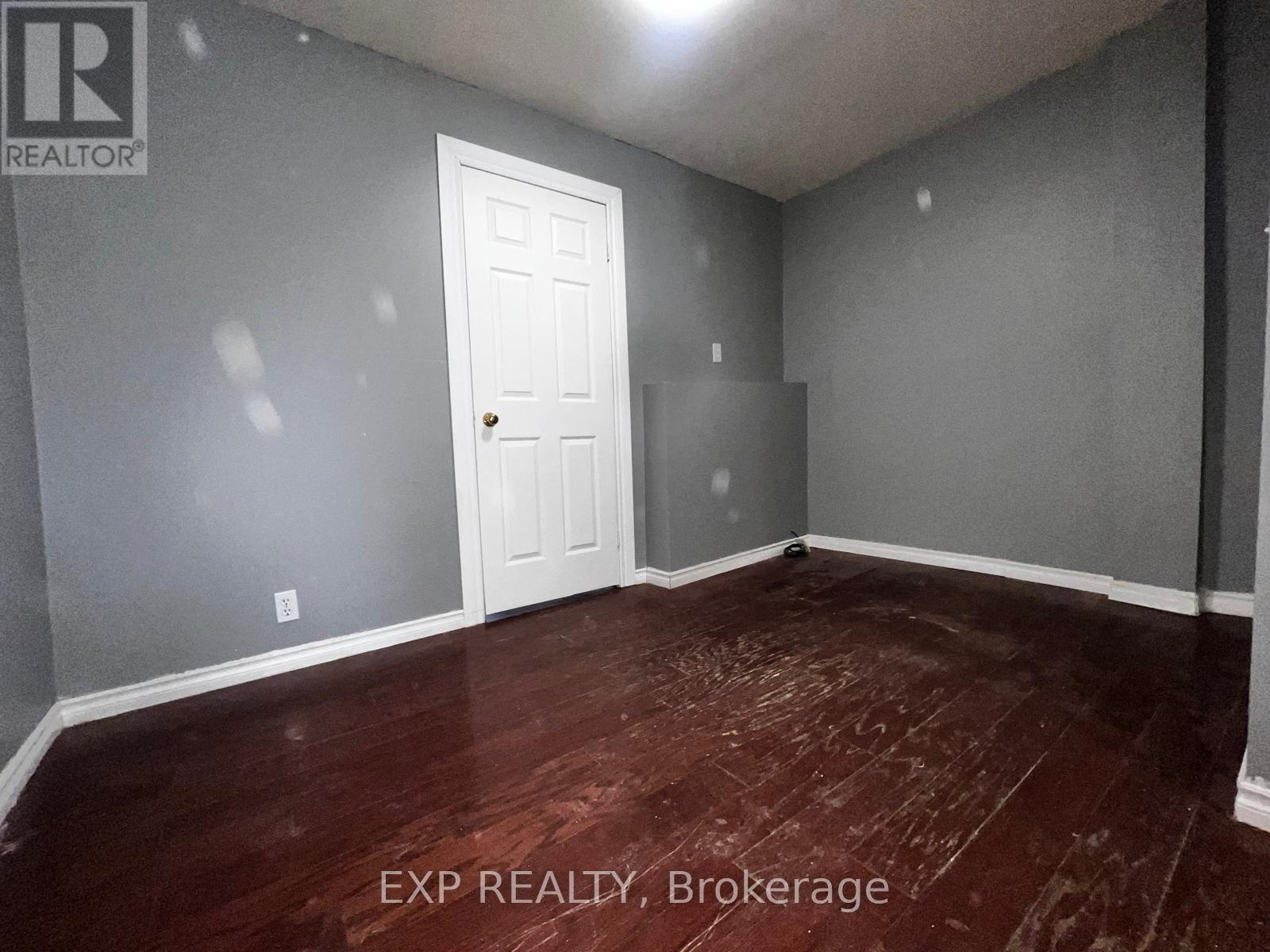 194 FURNIVAL ROAD - 16