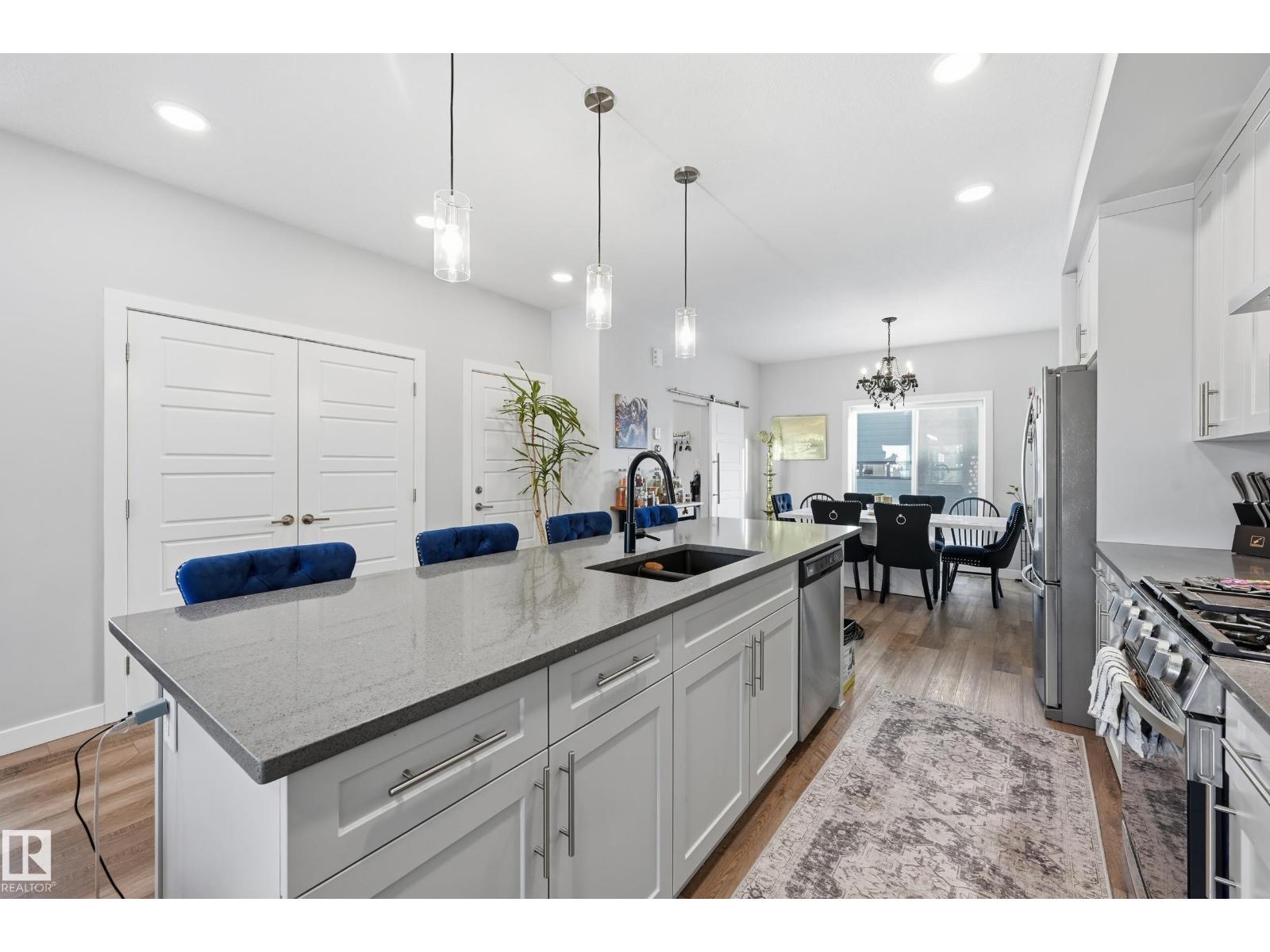 7803 Yorke RD NW, Edmonton