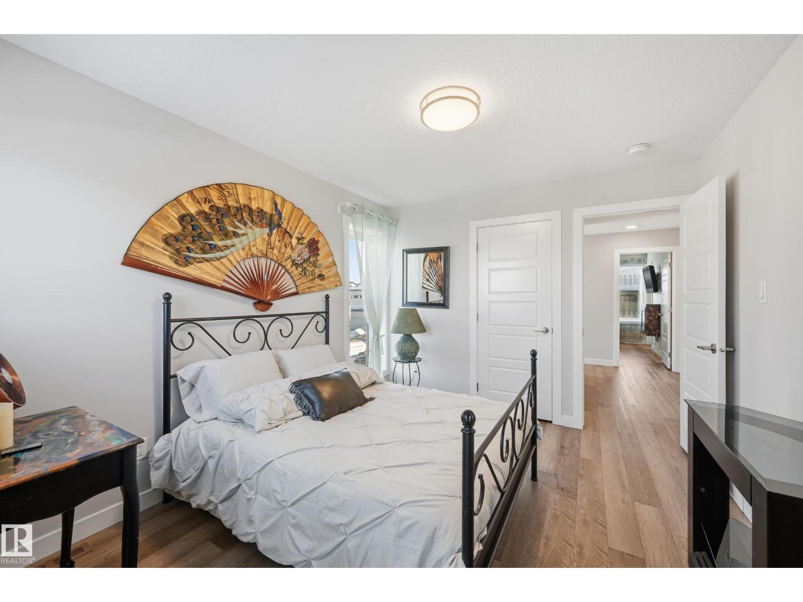 7803 Yorke RD NW, Edmonton