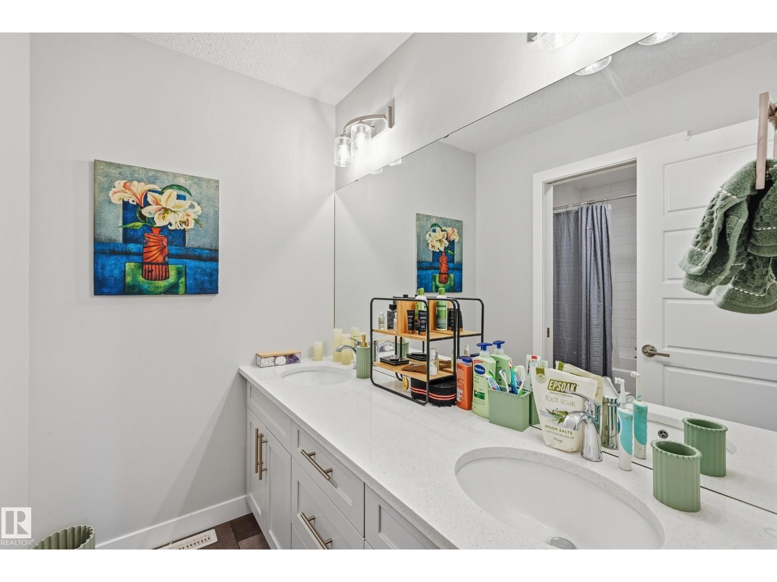 7803 Yorke RD NW, Edmonton