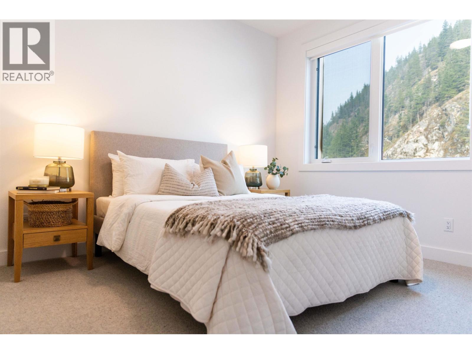 39178 STELLAR DRIVE, Squamish