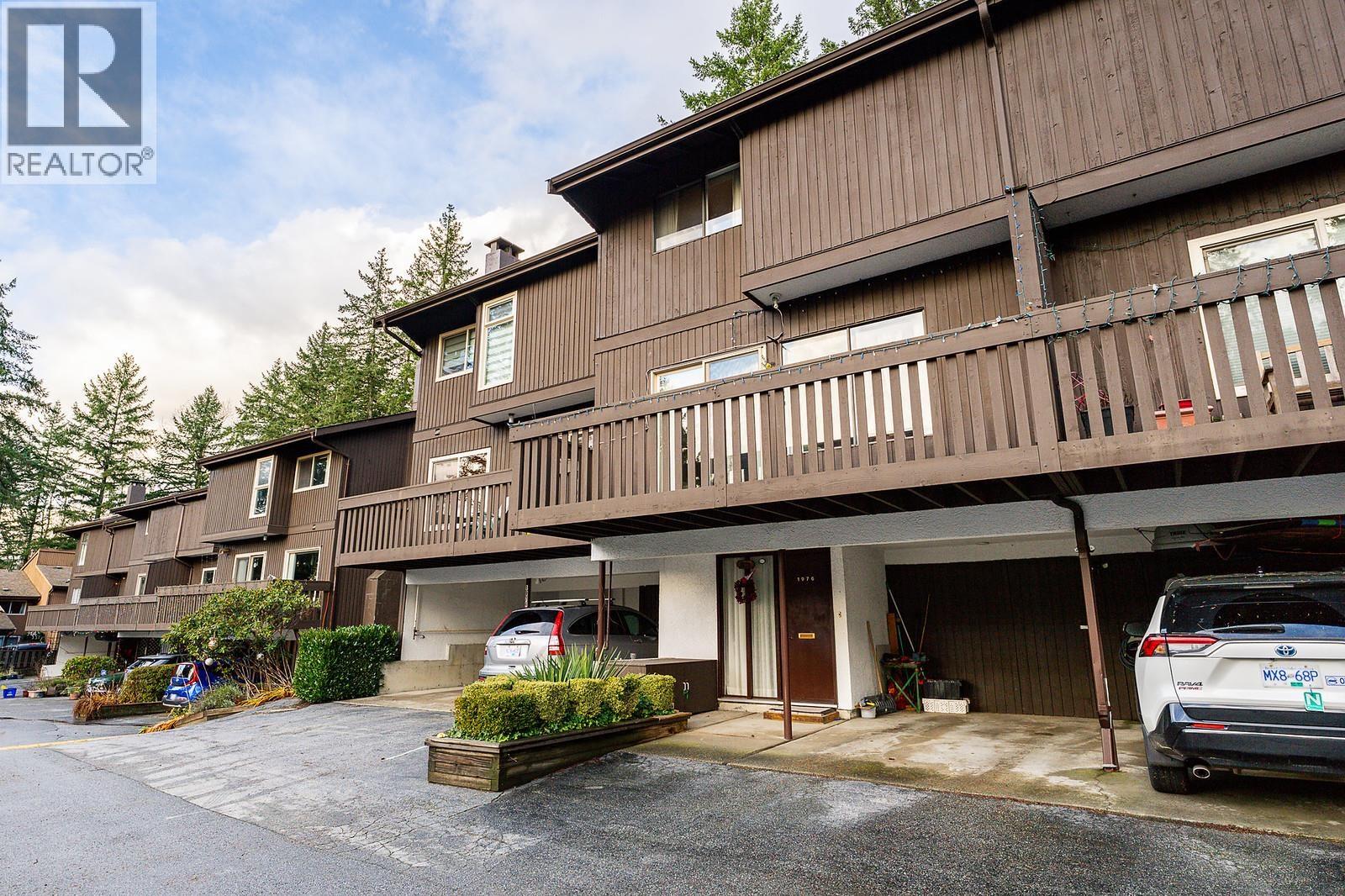 1976 PURCELL WAY, North Vancouver