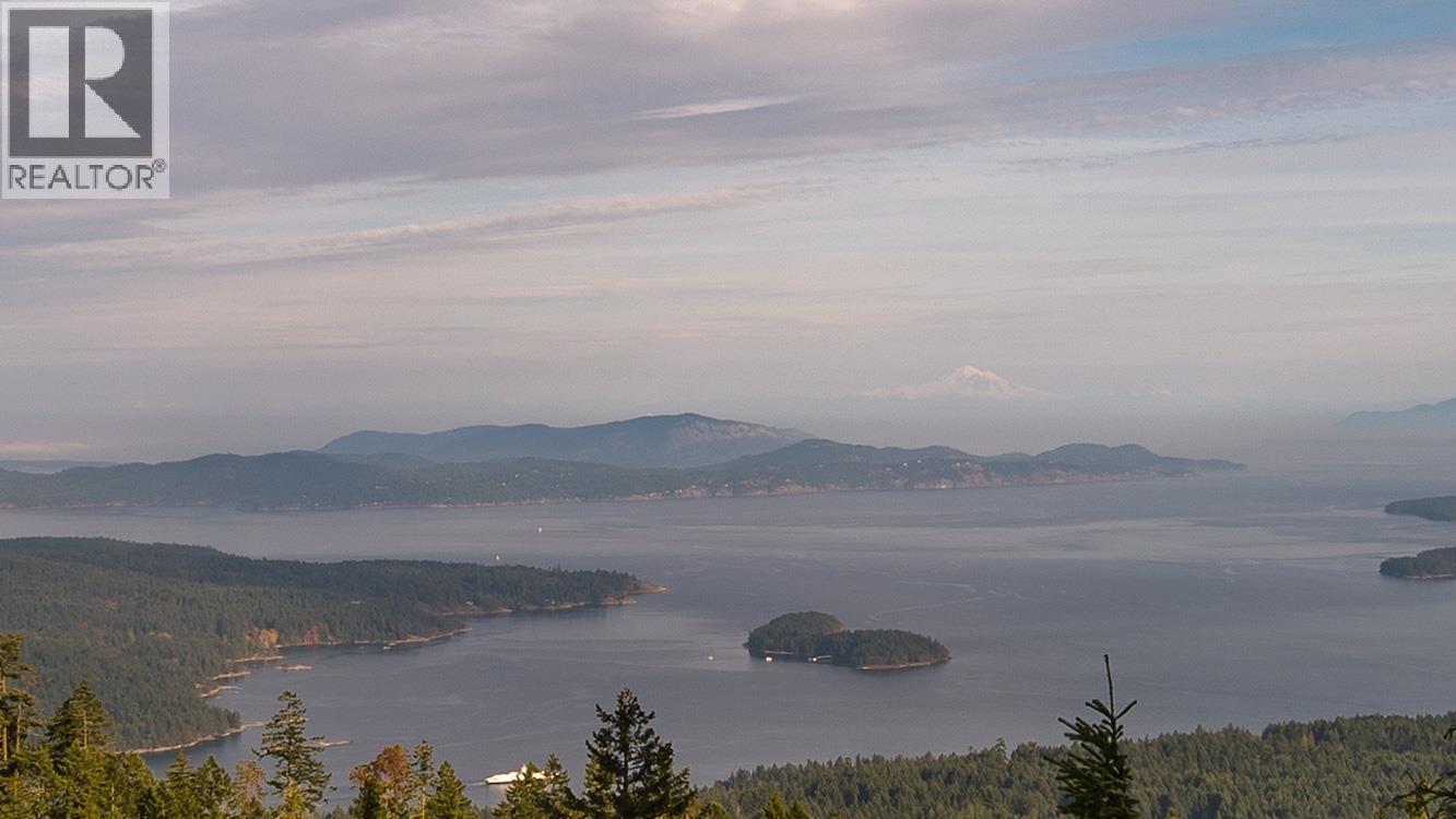 150 SKYWATER LANE, Salt Spring Island