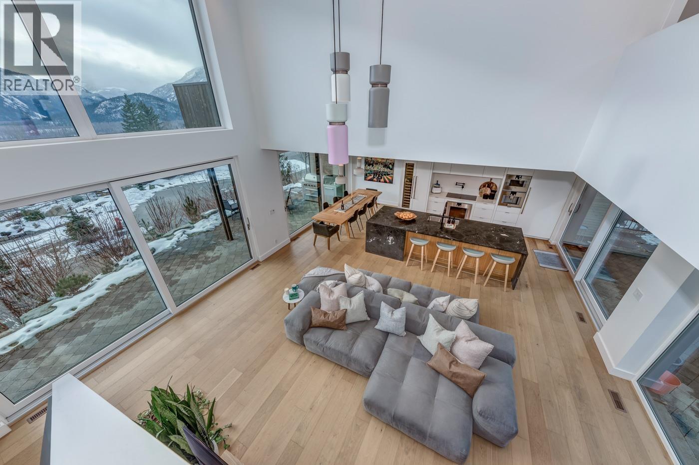 1704 SUGARLOAF PLACE — photo 6