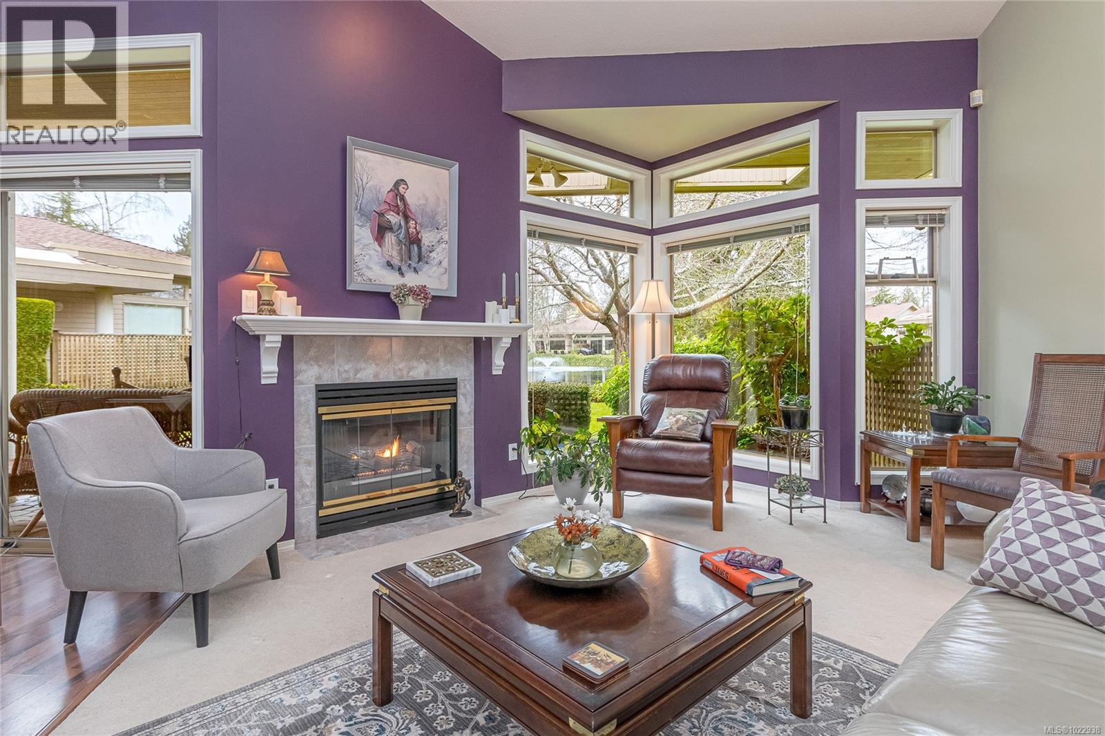 823 Lakes Blvd, Parksville