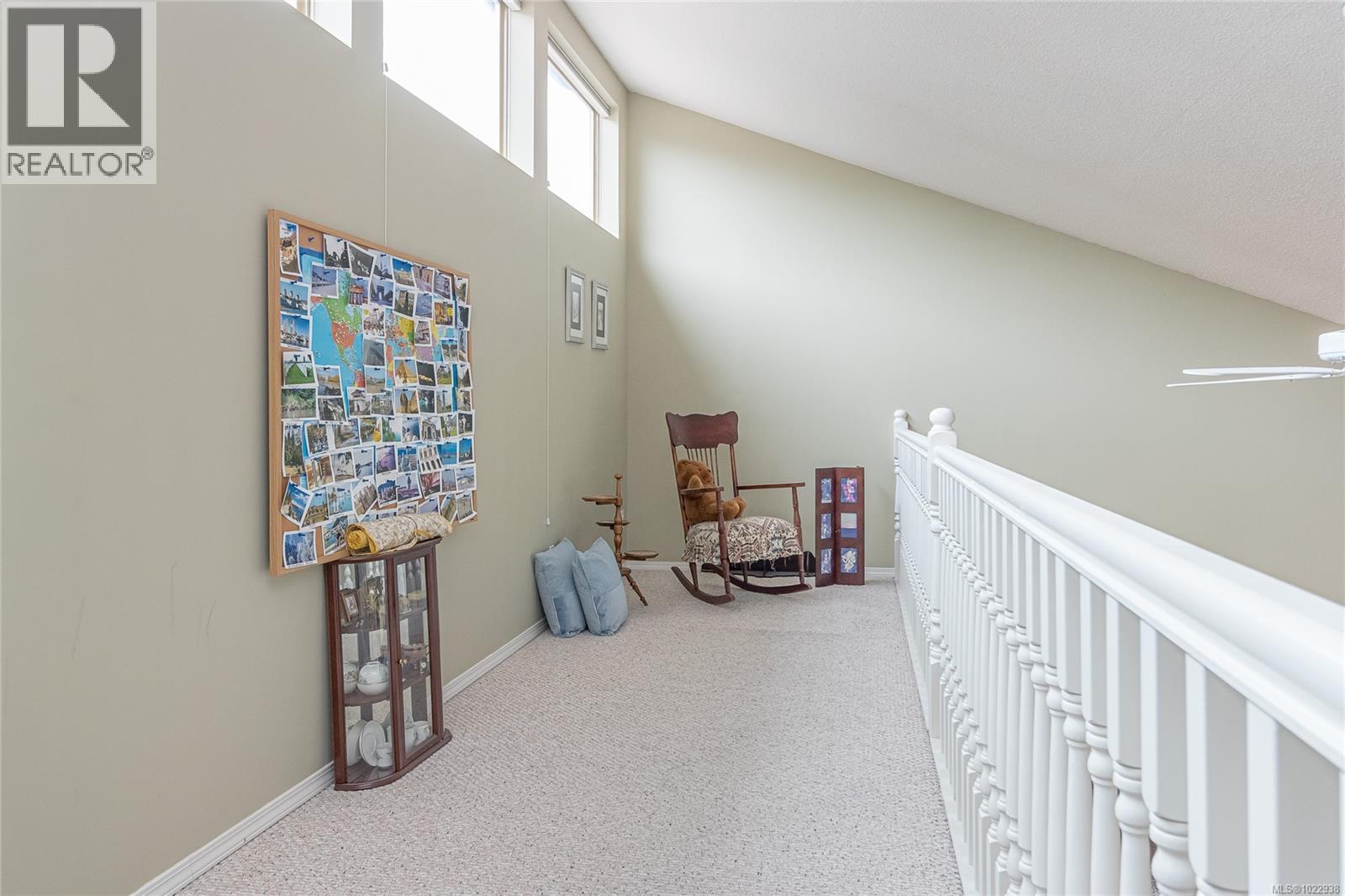 823 Lakes Blvd, Parksville