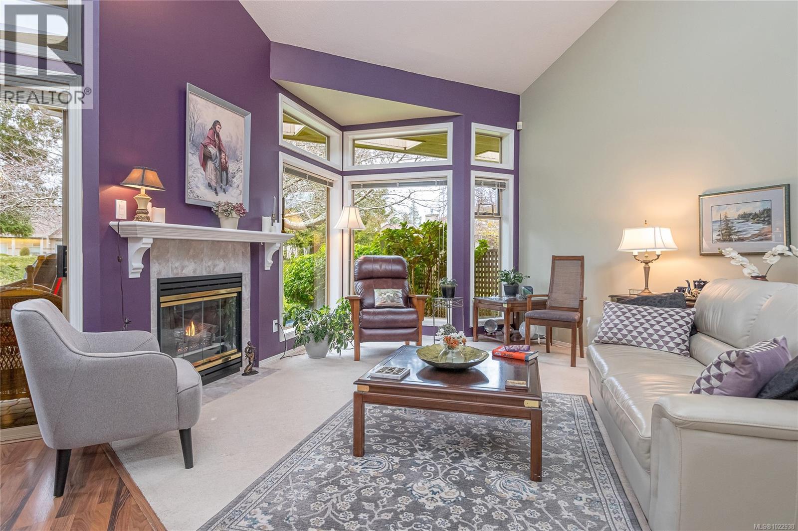 823 Lakes Blvd, Parksville